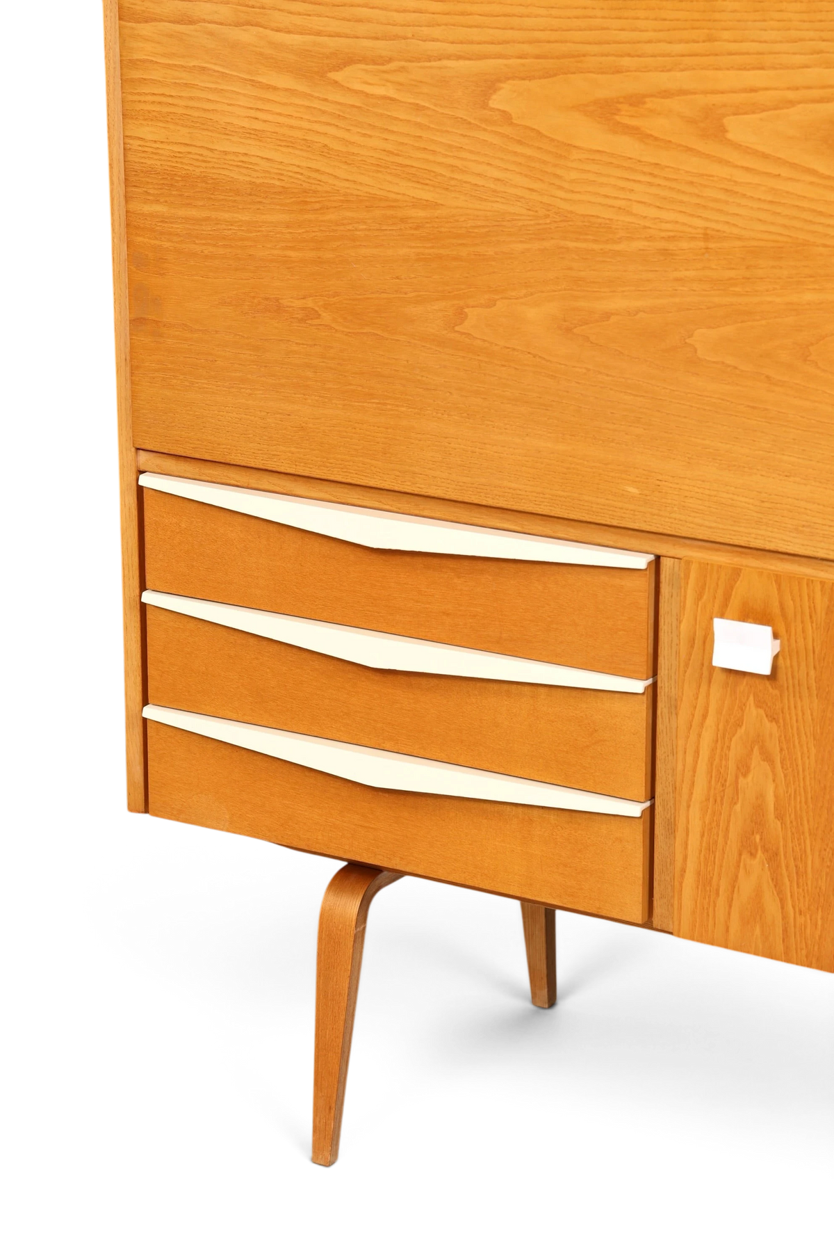 Hauptstadt Möblerei Hellerau Sekretär Modell 427 aus Eschenholz mit weißen Schubladenfronten im Mid-Century-Design
