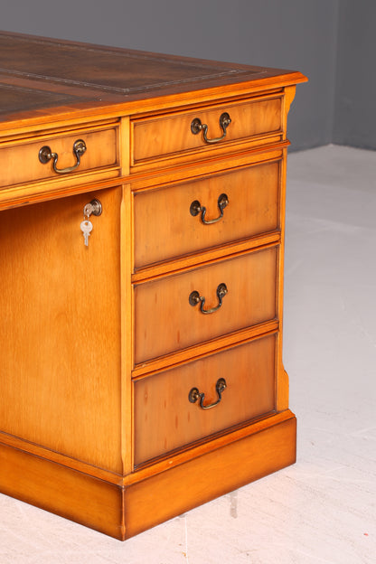 Wunderschöner Original Heldense Englischer Schreibtisch Eibe Echt Lederauflage Antik Stil Chefschreibtisch Bürotisch Partner Desk