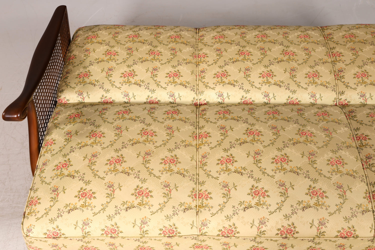 G282 Finish Wunderschönes Chippendale Sofa Antik Barock Stil Wiener Geflecht Couch 3-Sitzer Canapé (Kopie)