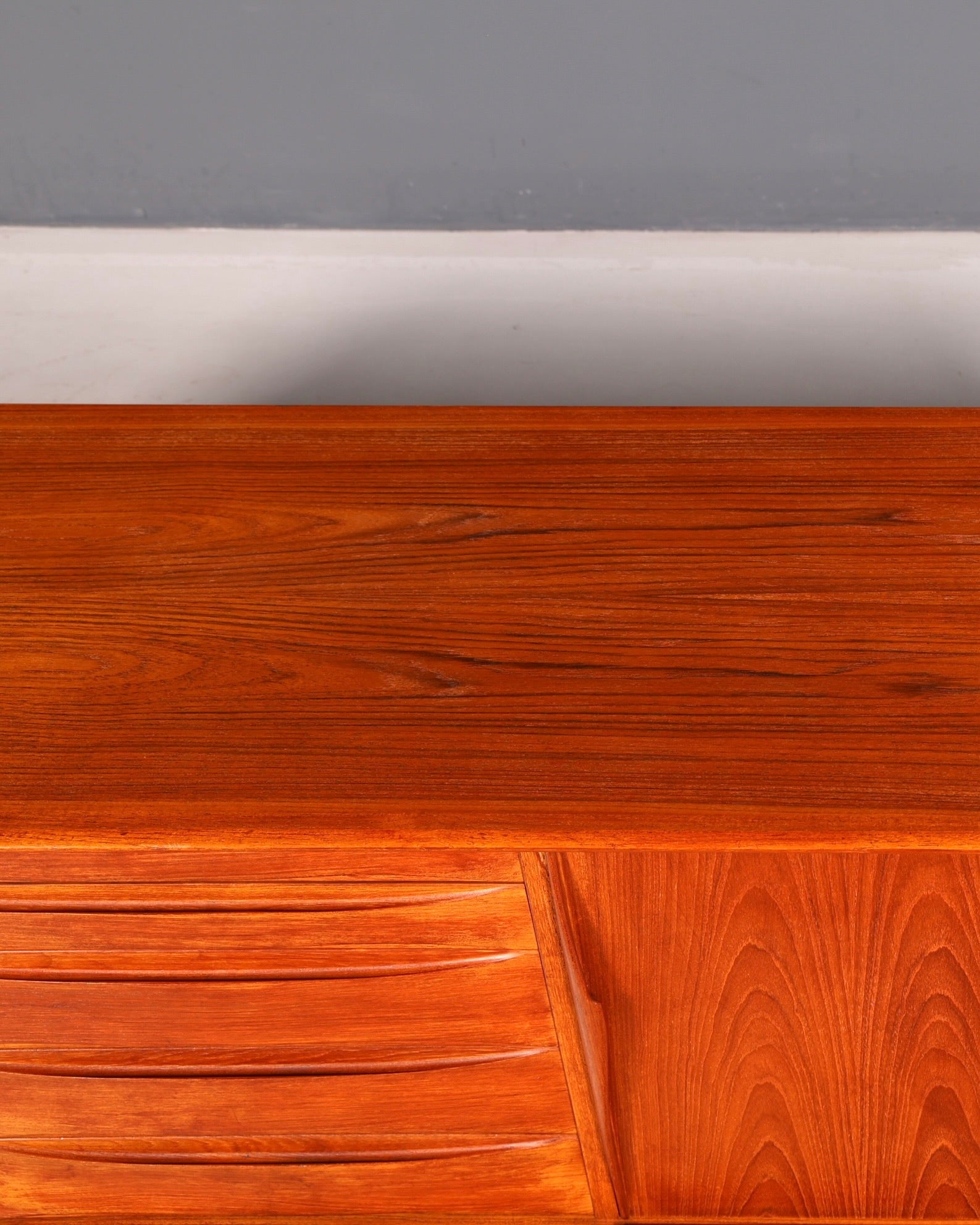 Beautiful Dyrlund mid-century teak sideboard, Danish design, vintage cabinet dresser