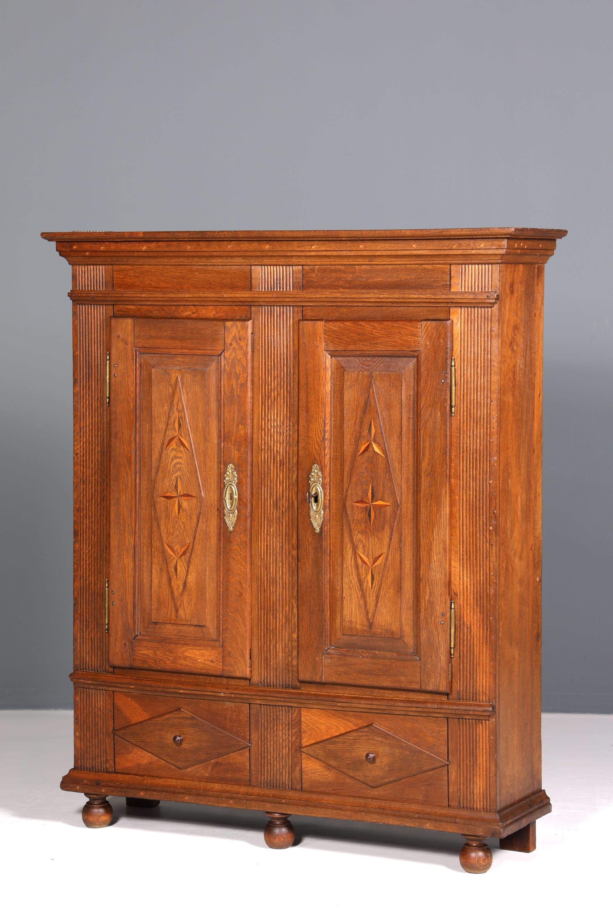 Wunderschöner Original Barock Schrank um 1780 massiv Holz Kleiderschrank Antik Wäscheschrank Eiche Dielenschrank