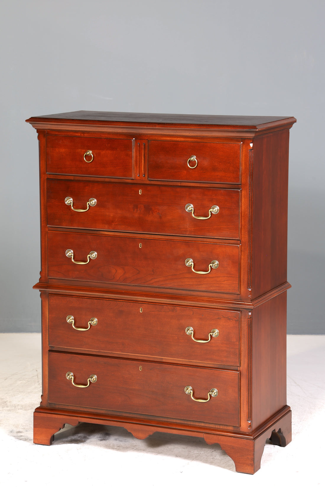 Edles Vertiko der Marke Drexel Heritage Schrank USA Antik Stil Highboard Kommode