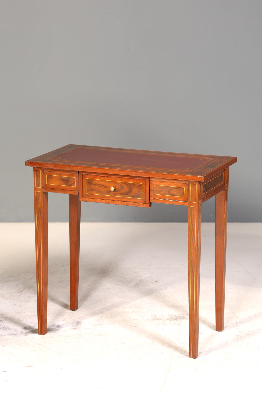 Traumhafter filigraner Schreibtisch French Desk Antik Stil Bürotisch Office Desk