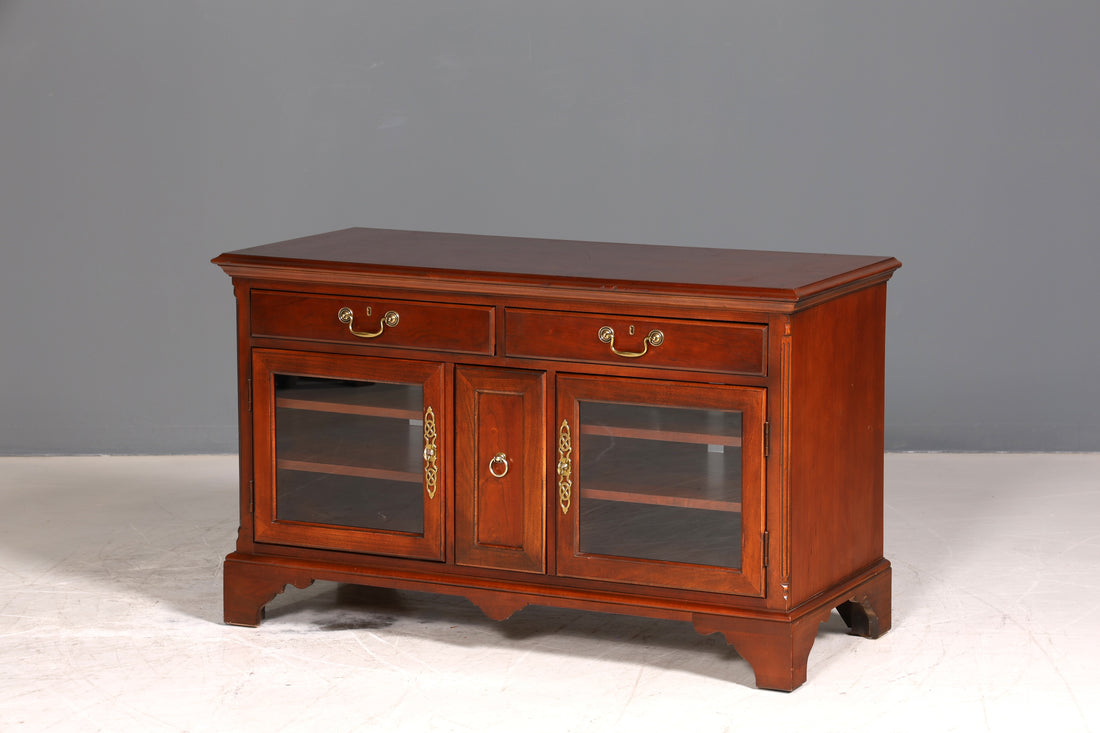 Stilvolles Sideboard der Marke Drexel Heritage USA Antik Stil Vitrine Kommode 1 von 2
