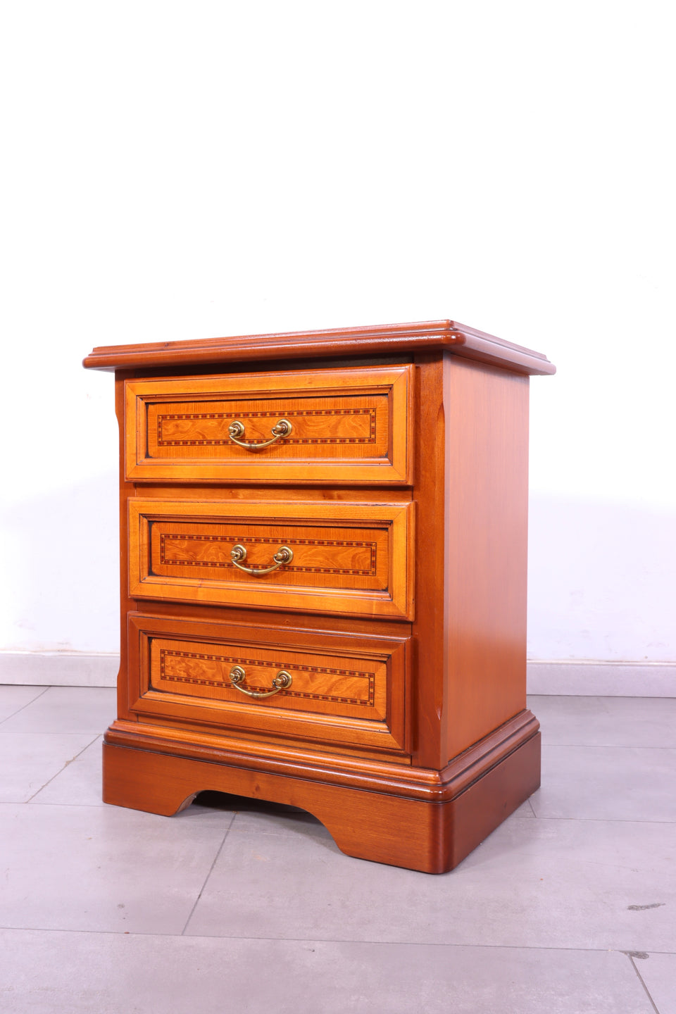Wunderschöne Original Selva Kommode Antik Stil Möbel Nachttisch