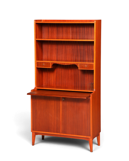 Hauptstadt Möblerei Mid Century ahşap sekreter ve kitaplık, ayarlanabilir raflı ve açılır çalışma yüzeyli vintage dolap.