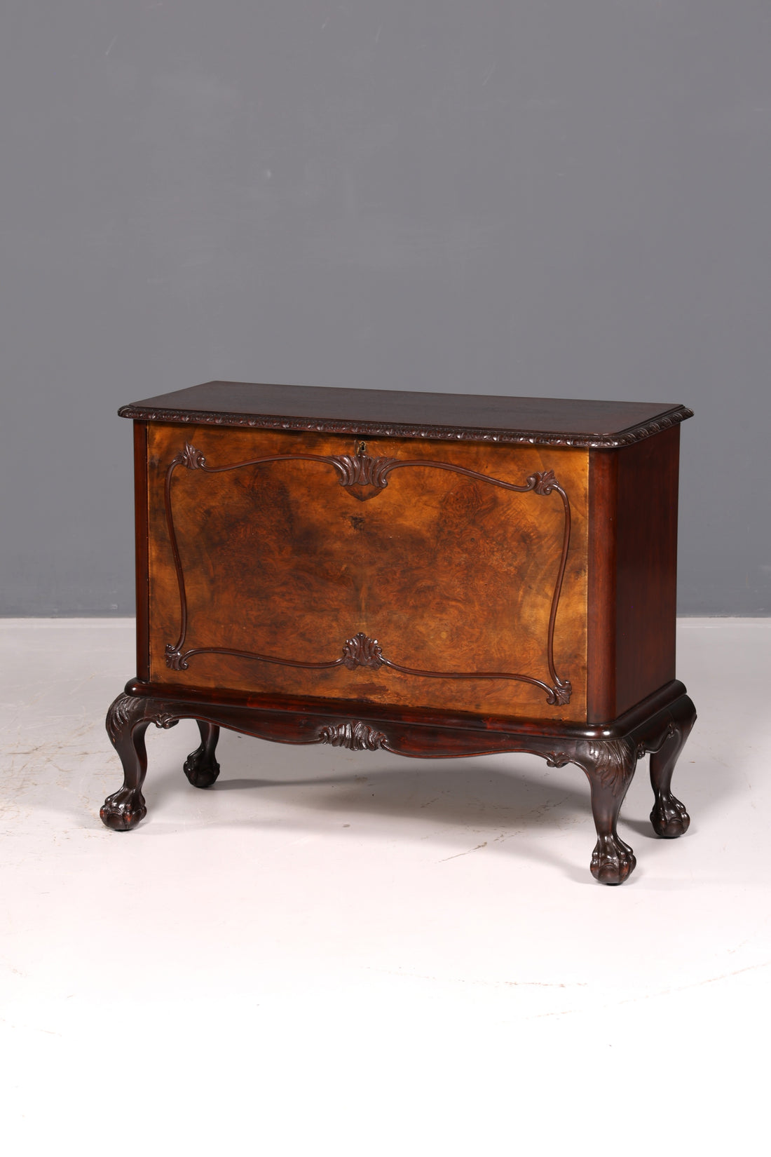 Wunderschöner Chippendale Schrank Barock Stil Klappschrank Kommode Truhe Antik Massivholz