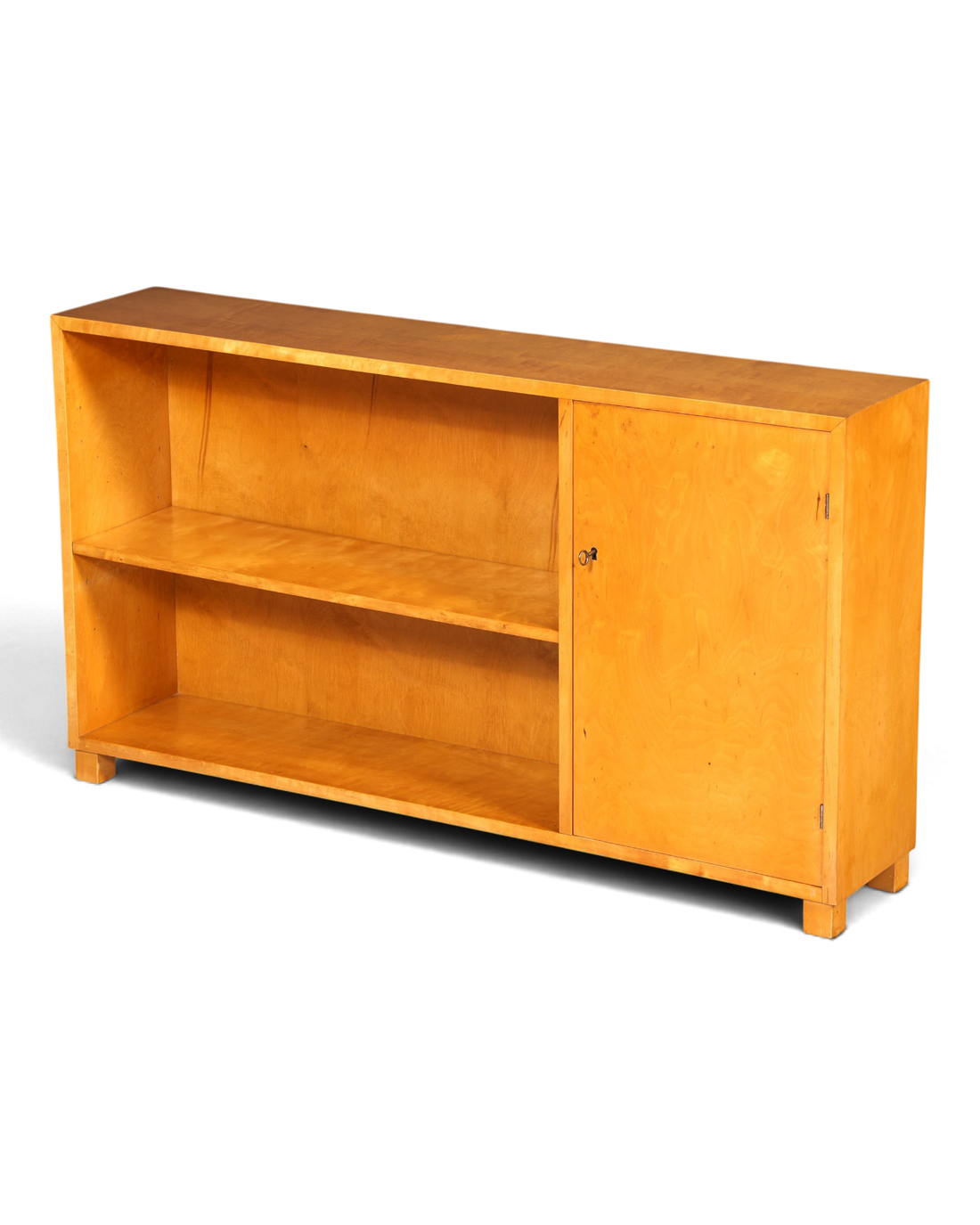 Hauptstadt Möblerei Mid Century Sideboard aus massivem hellem Holz mit Regal und Schranktür im 60er Jahre Design