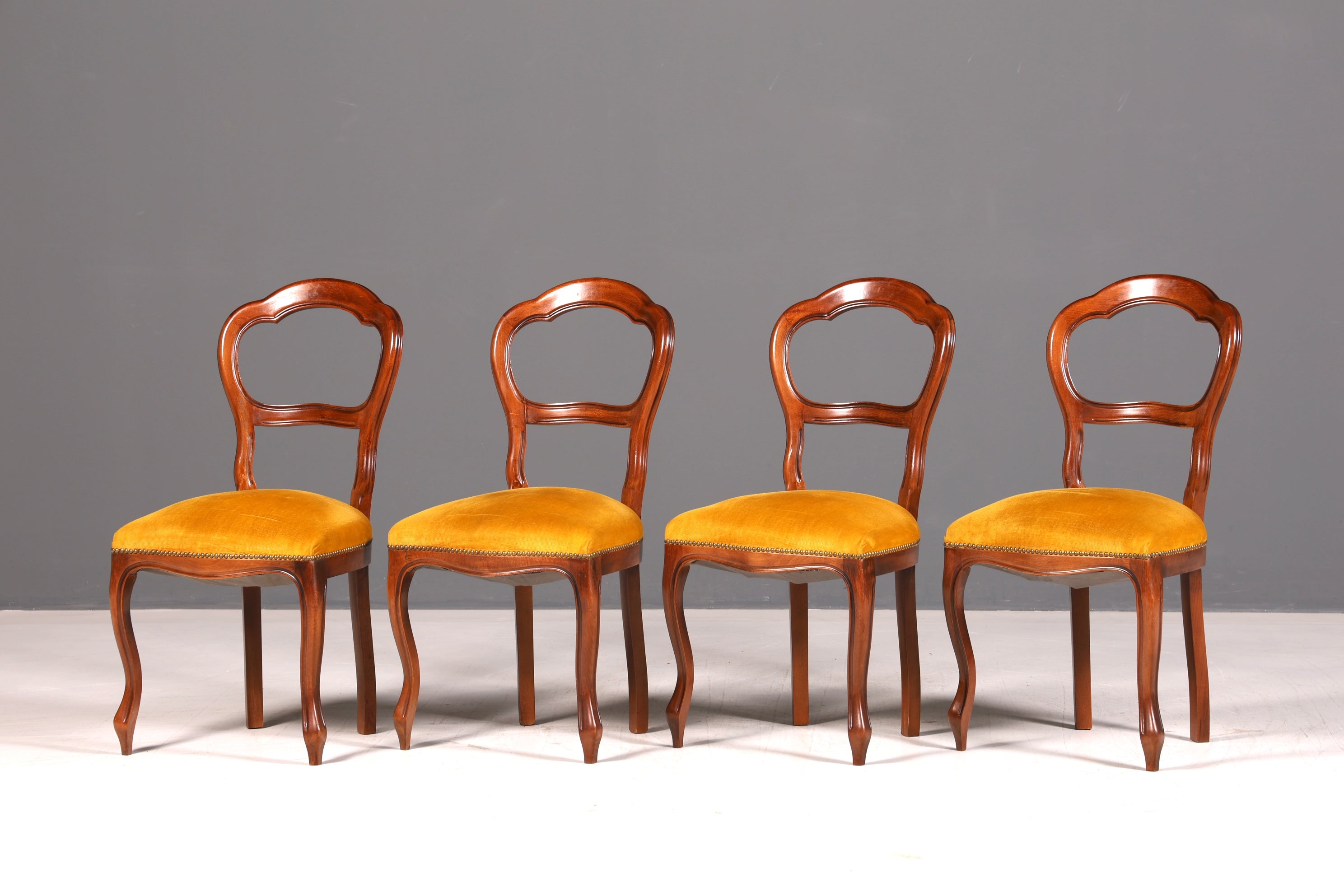 Edle 4x Louis Philippe Stühle Set um 1880 Antik Biedermeier Nussbaum Esszimmerstühle Polsterstühle Sekretär Stühle Vintage