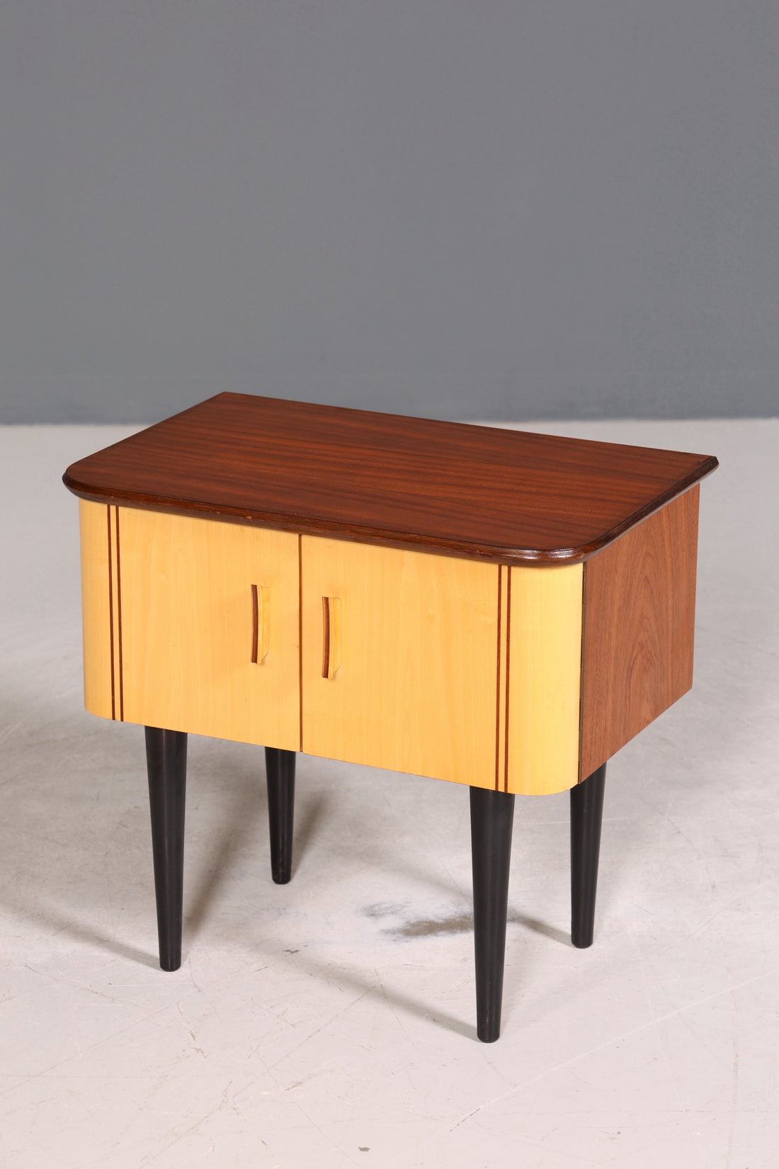 Wunderschöne Mid Century Kommode Vintage Nachttisch Retro Night Stand 1 von 2
