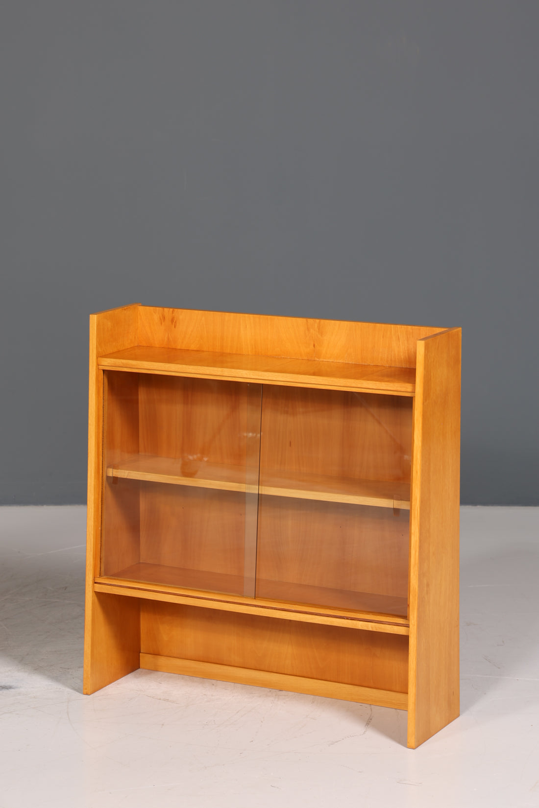 Wunderschöne Mid Century Vitrine Vintage Regal Bücherregal Retro Standregal 60s Buchablage 2 von 2