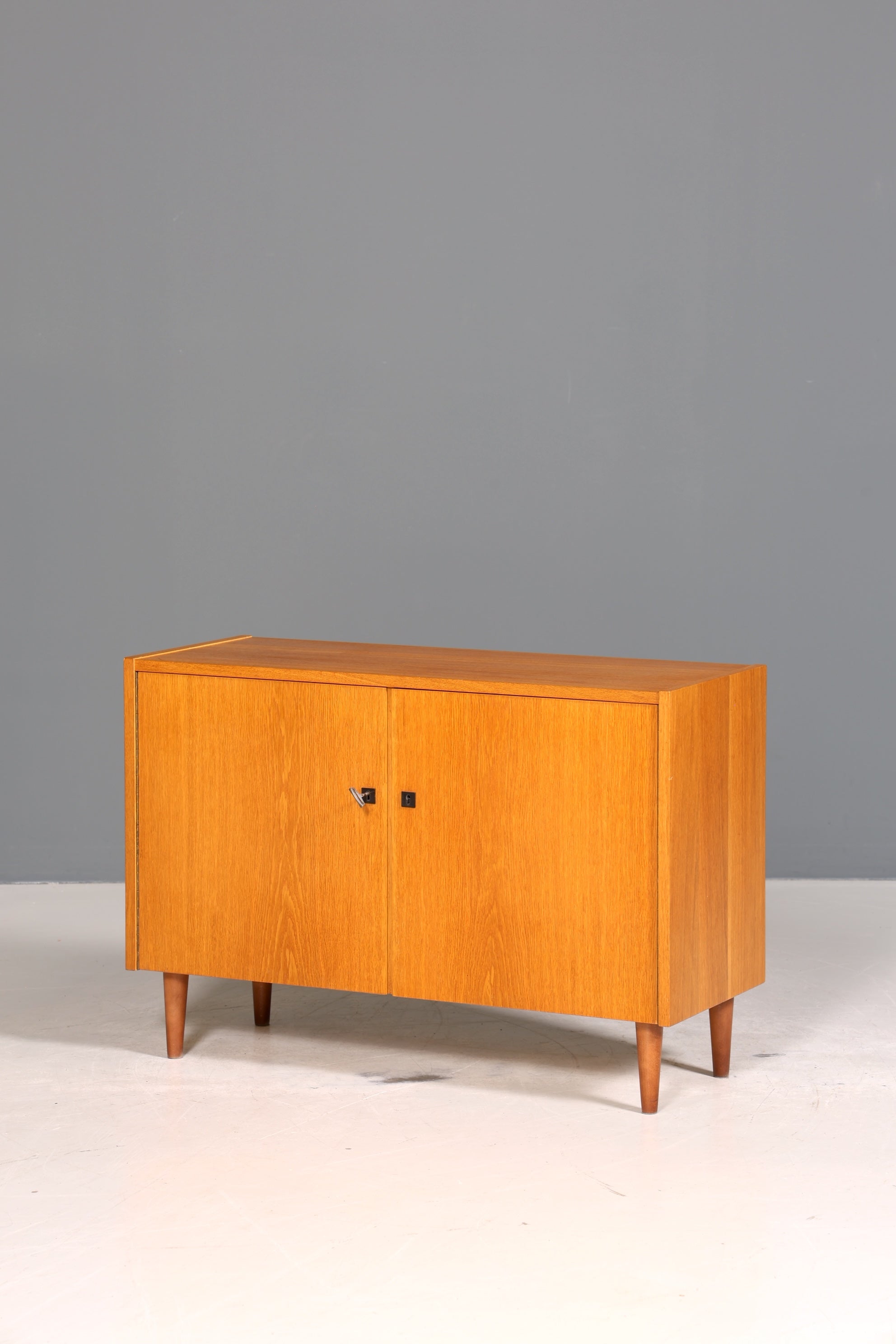 Wunderschöner Mid Century Schrank Vintage Kommode Retro Flur Kommode 60s 2 von 2