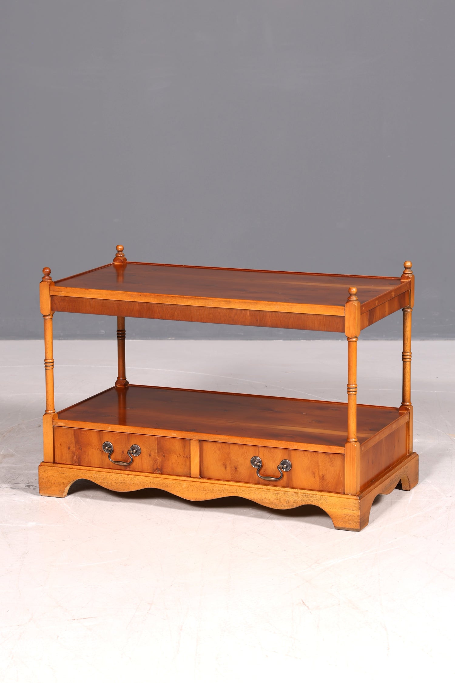 Wunderschöner Englischer Couchtisch Regency Stil Antik Ablagetisch Beistelltisch Schubladen Holz
