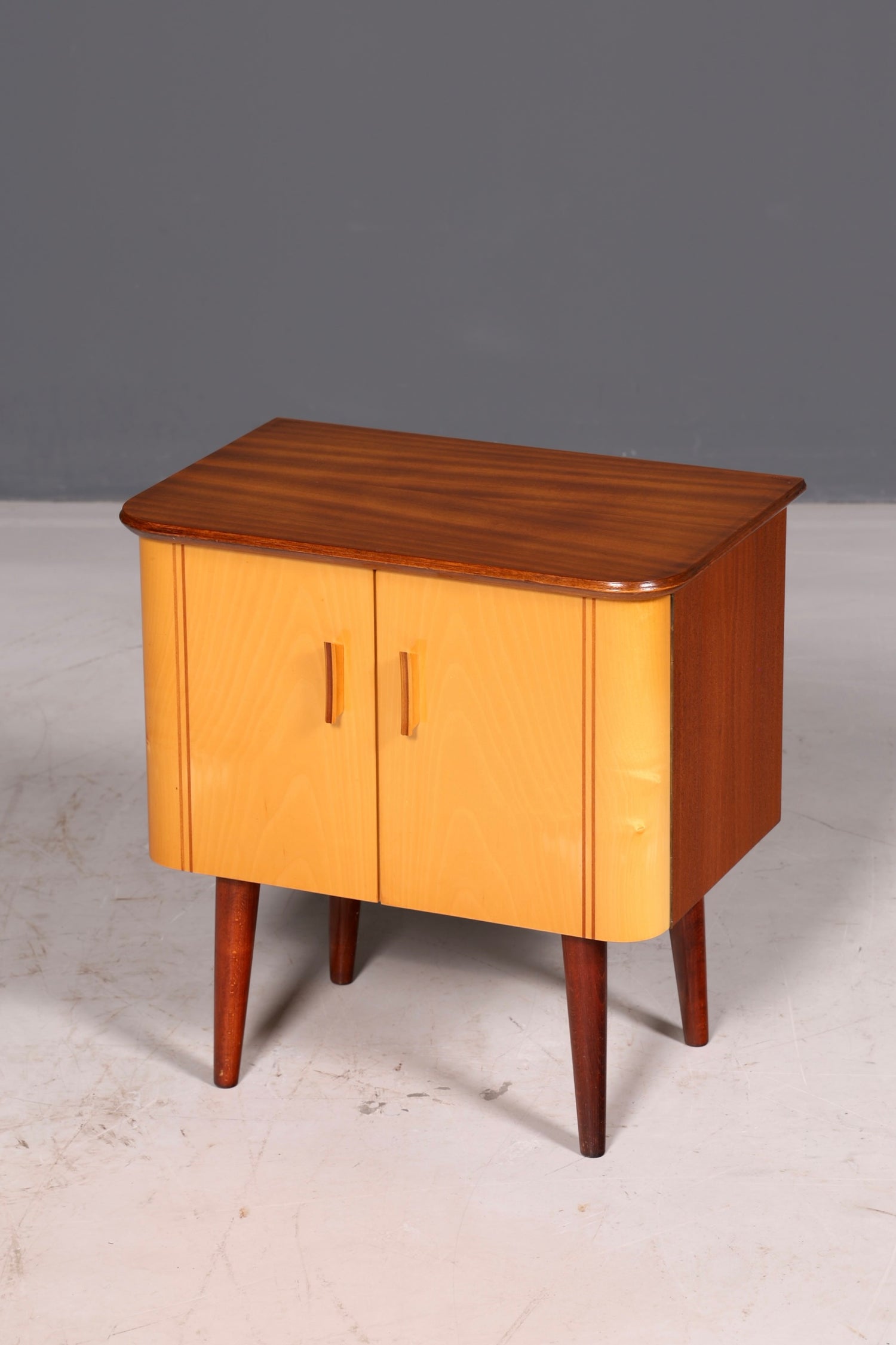 Beautiful mid-century chest of drawers, vintage bedside table, 1960s side cabinet, retro, real wood