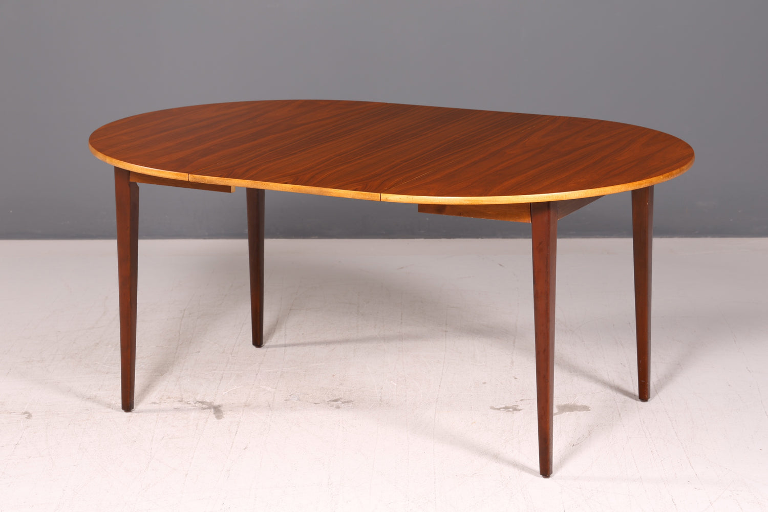 Schlichter Mid Century Esstisch ausziehbar Rund Vintage Tisch Retro Küchentisch 60s