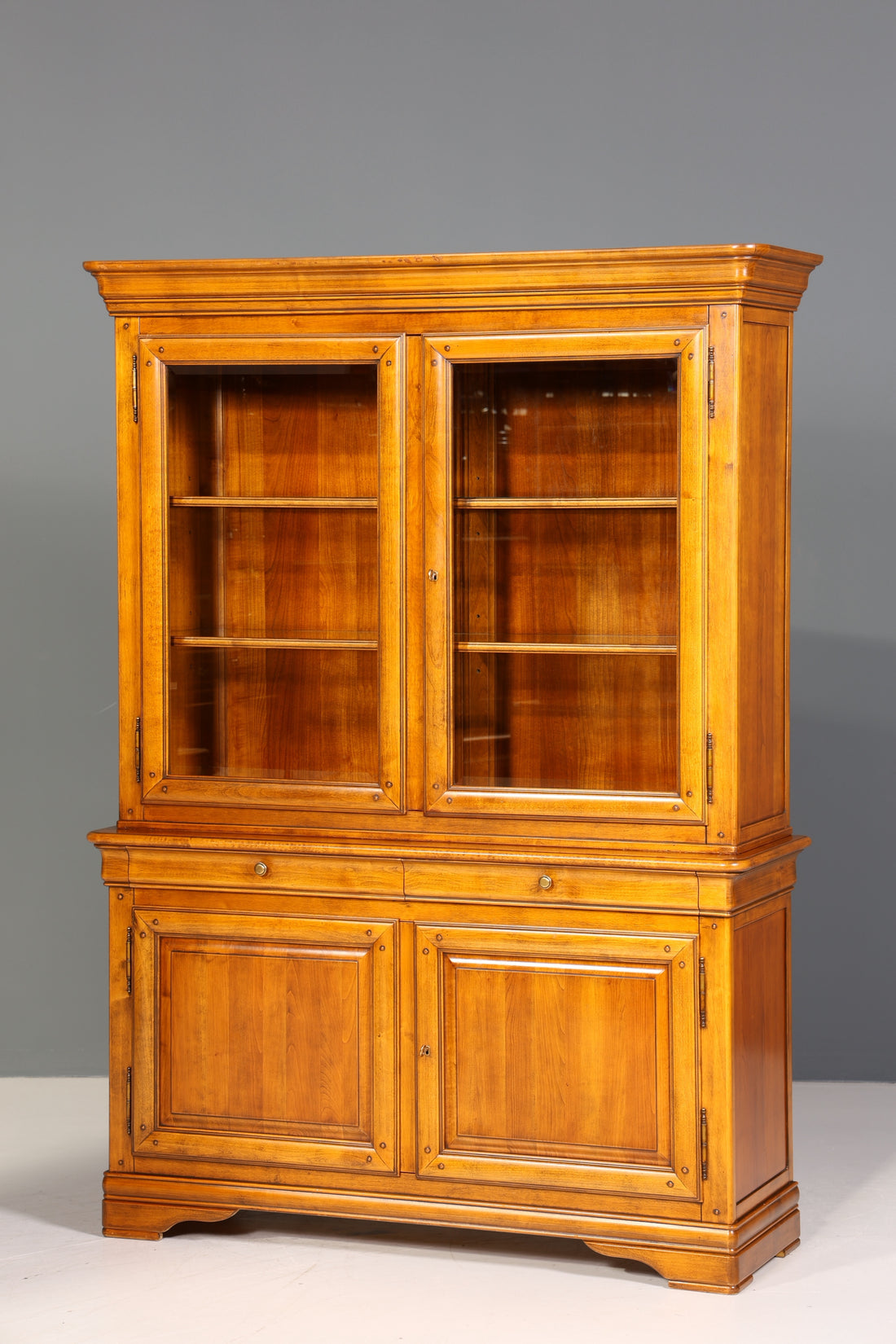 ENG06 | E013 Traumhafte Original Selva Vitrine Antik Stil massiv Holz Buffet Villa Borghese Schrank Bibliothek