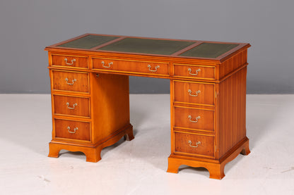 Wunderschöner Englischer Schreibtisch Eibe Echt Lederauflage Bürotisch Office Desk Chefschreibtisch