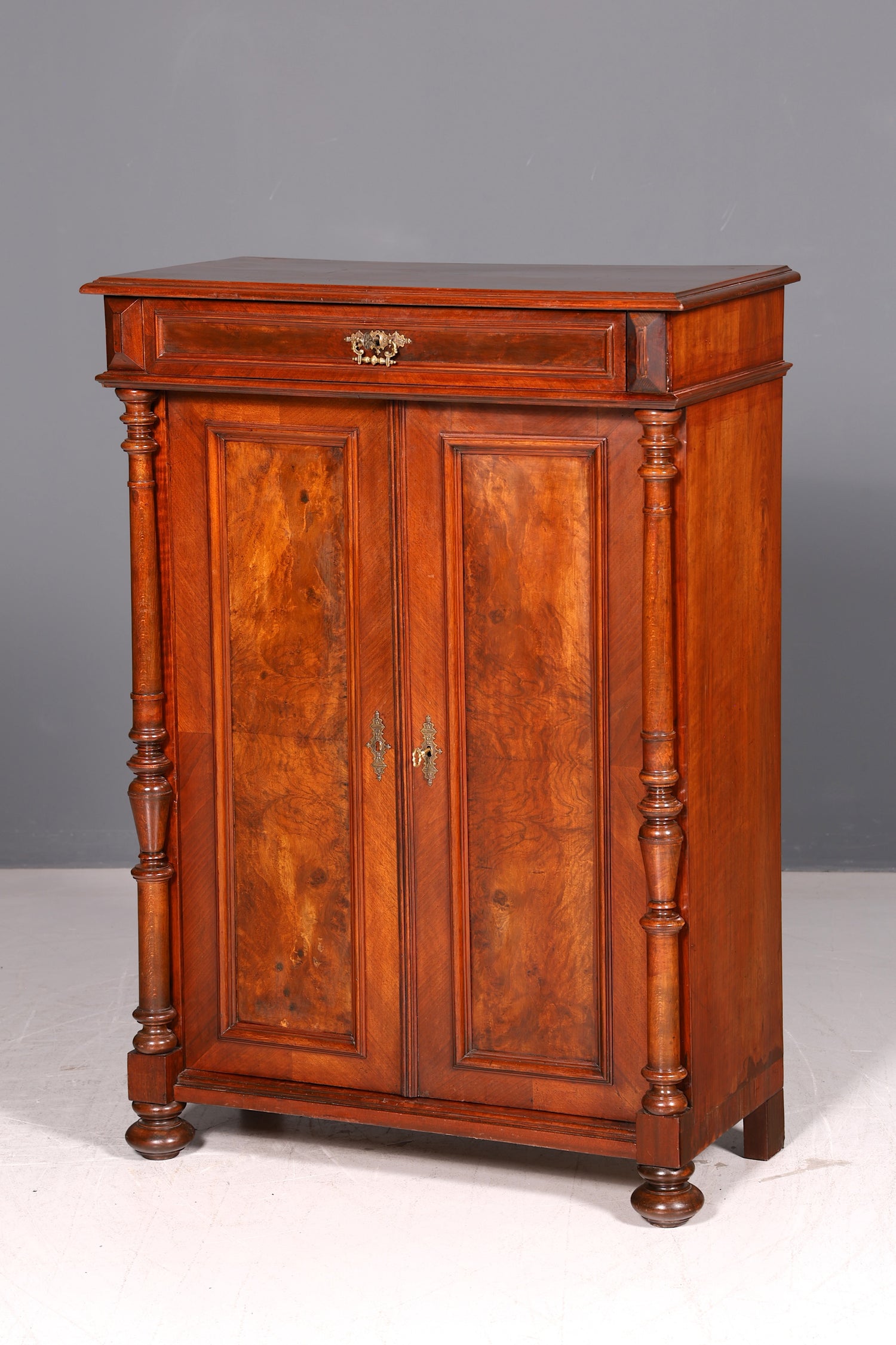 Traumhaftes Gründerzeit Vertiko Jugendstil Schrank Antik Highboard Kommode