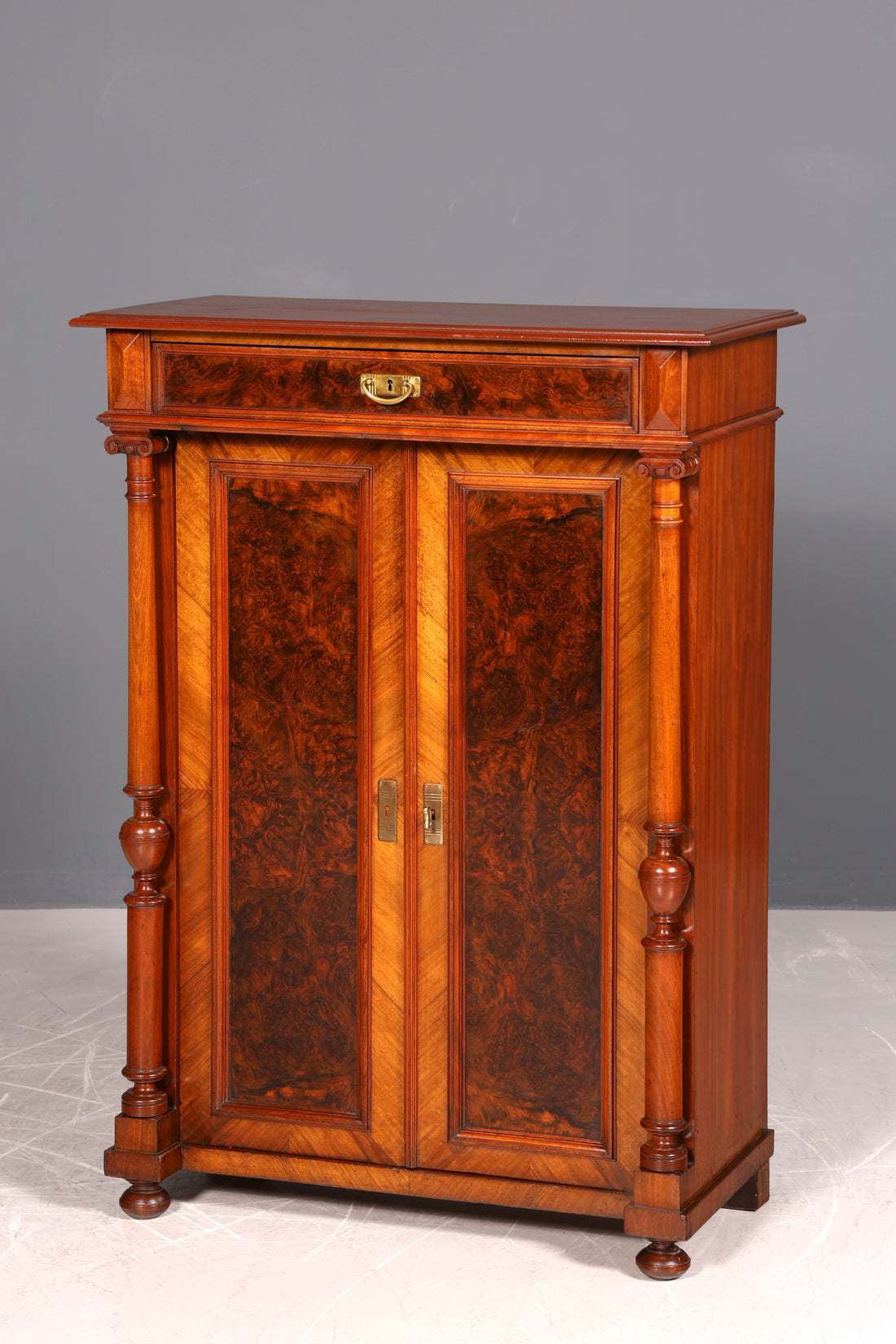 Traumhafter Gründerzeit Schrank Louis Philippe Vertiko Antik Highboard Kommode Dielenschrank