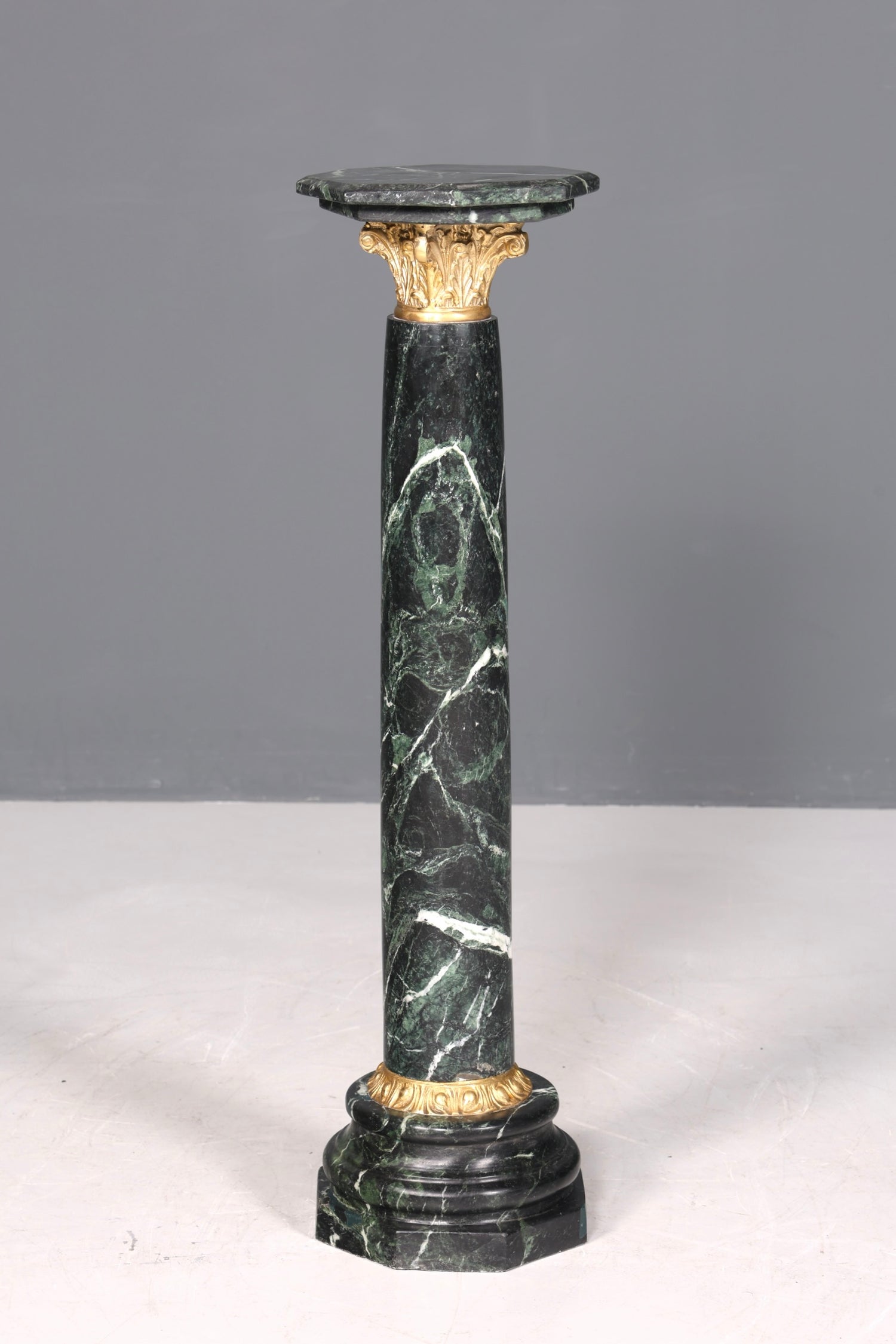 Wunderschöne Barock Stil Säule Louis XV Marmor Blumensäule Naturstein Sockel Ablage 1 von 3
