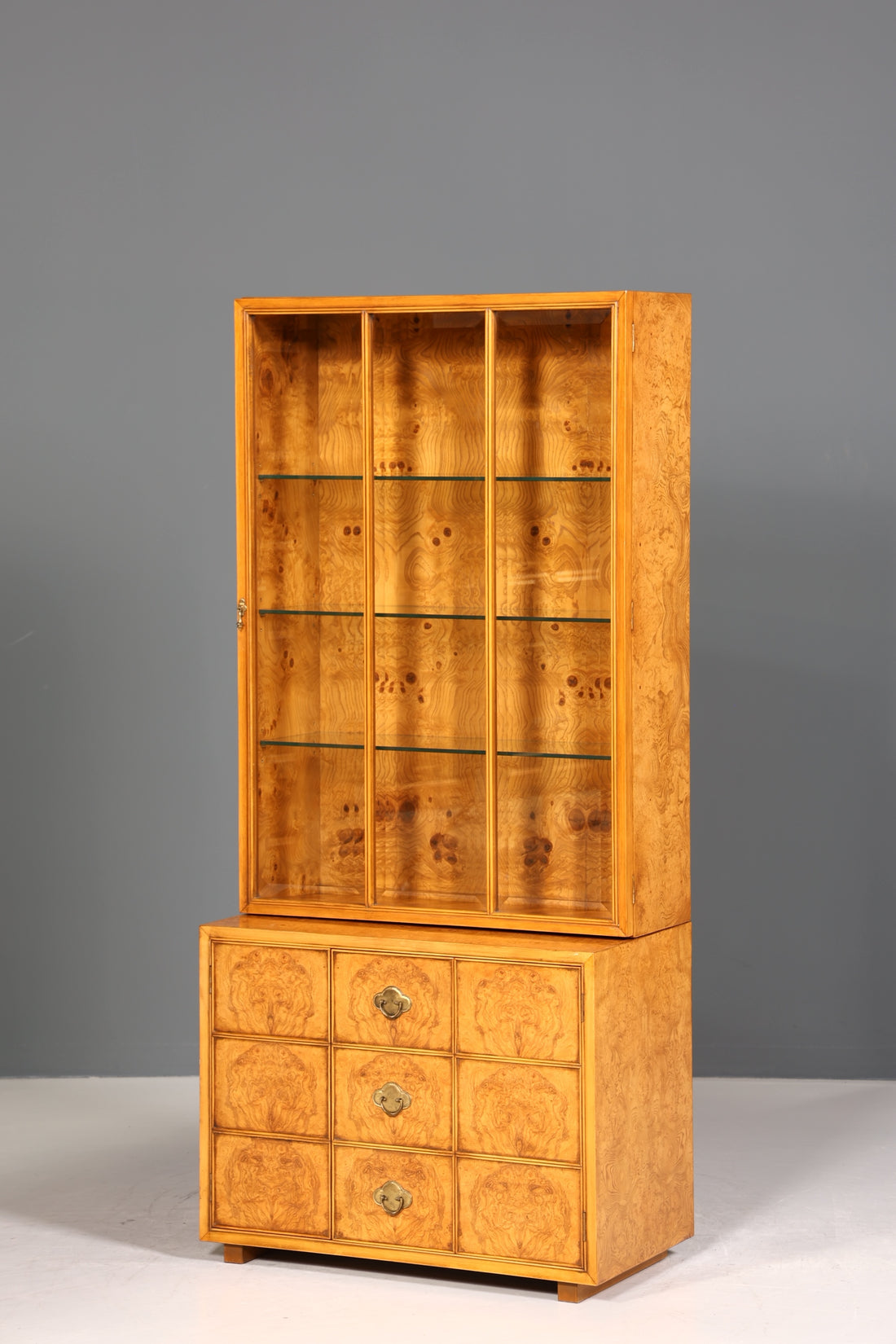 Traumhafte Original Art Deco Vitrine um 1930 Birke Schrank Regal Bücherregal Vitrinen Schrank Kommode