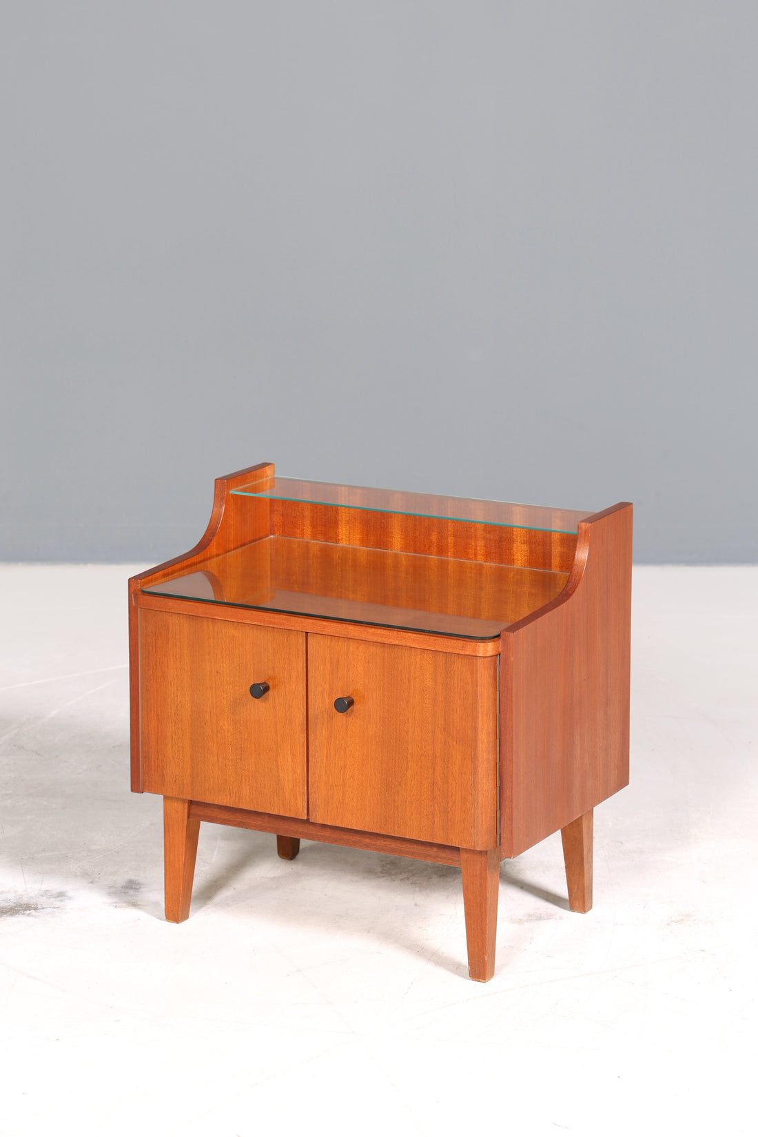 E837 Finish Wunderschöne Mid Century Kommode Vintage Nachttisch 60s Schubladenkommode