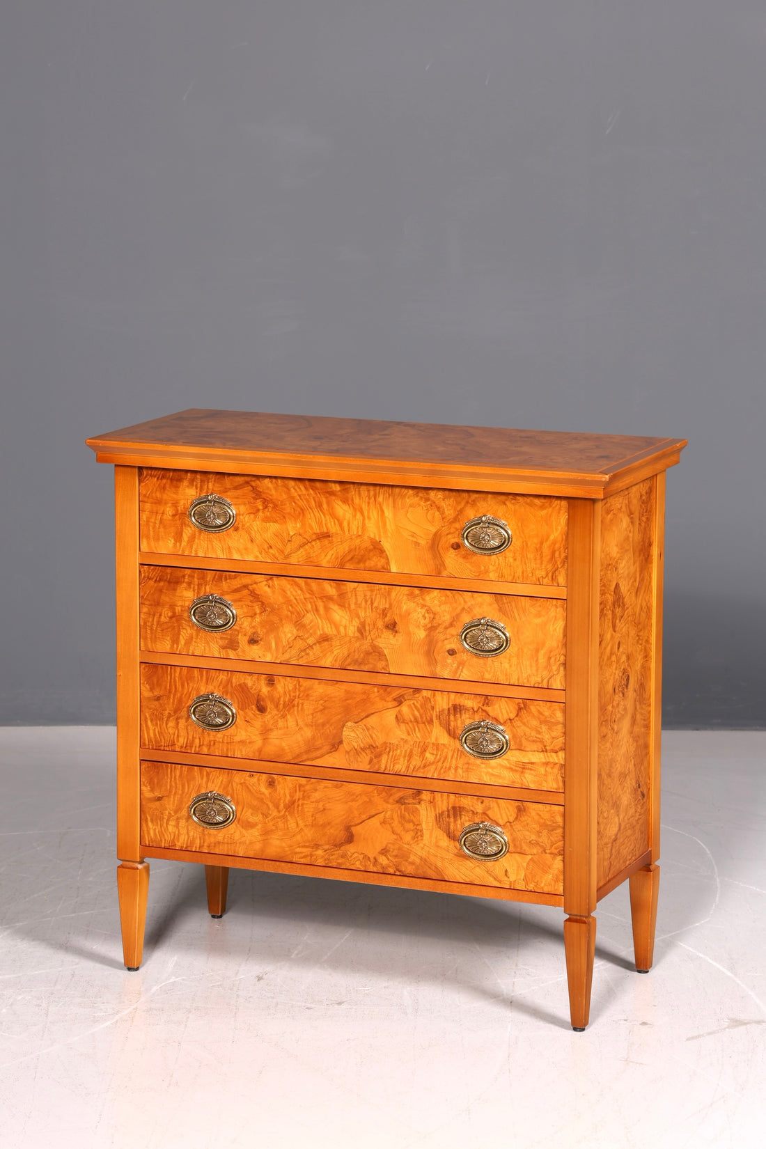 Noble English Chest of Drawers Antique Style Real Wood Drawer Chest Vintage Cupboard