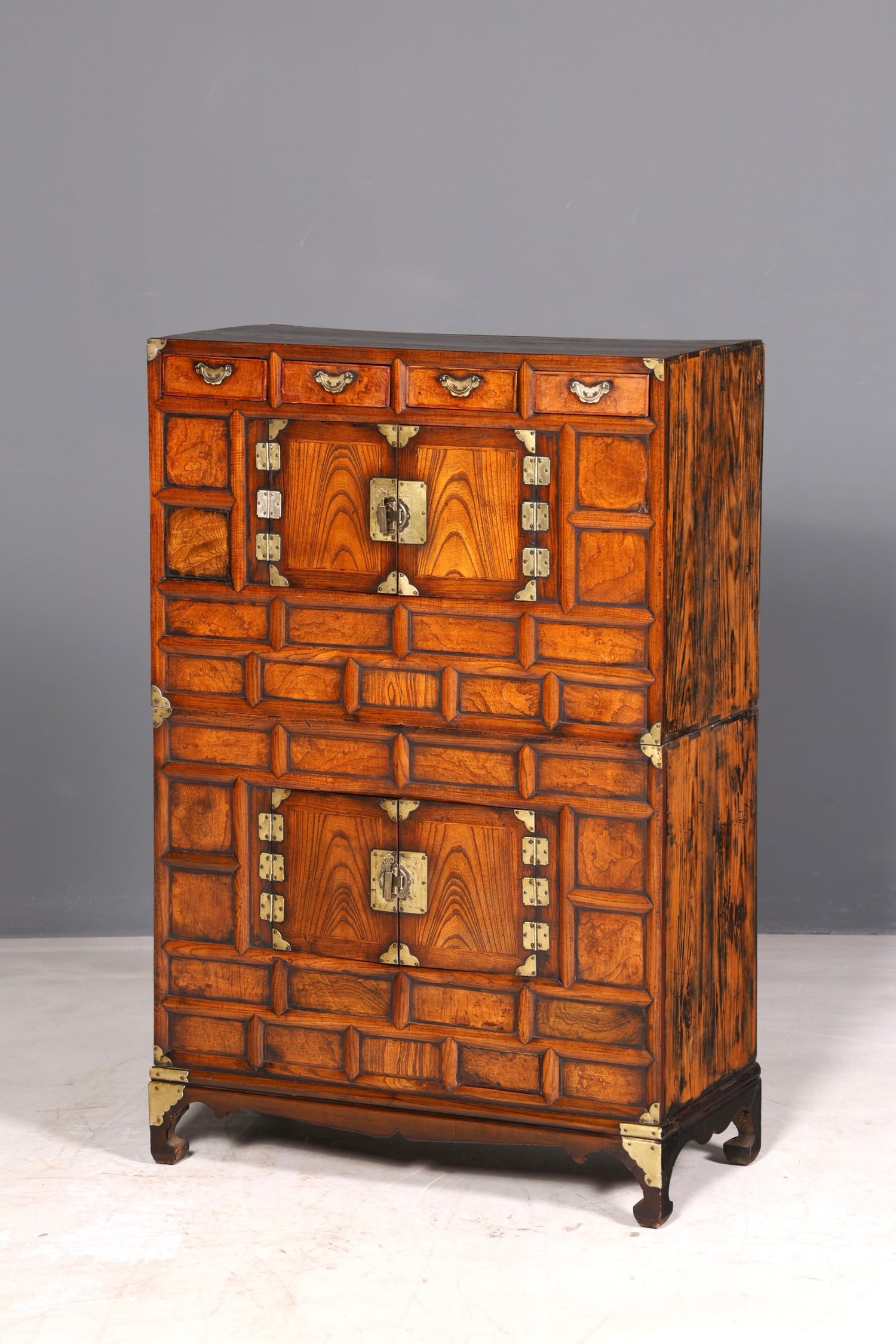 Beautiful Asian cabinet, antique chest of drawers, solid wood, genuine brass, vertiko