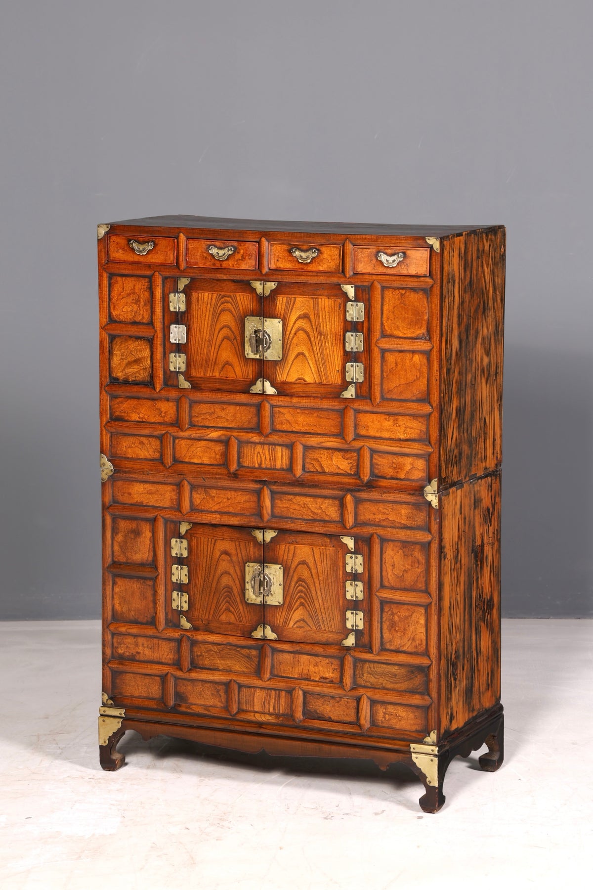 Beautiful Asian cabinet, antique chest of drawers, solid wood, genuine brass, vertiko