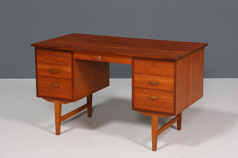 Wunderschöner Schreibtisch Made in Denmark Teak Holz Tisch Mid Century Bürotisch 60er Jahre Danish Design