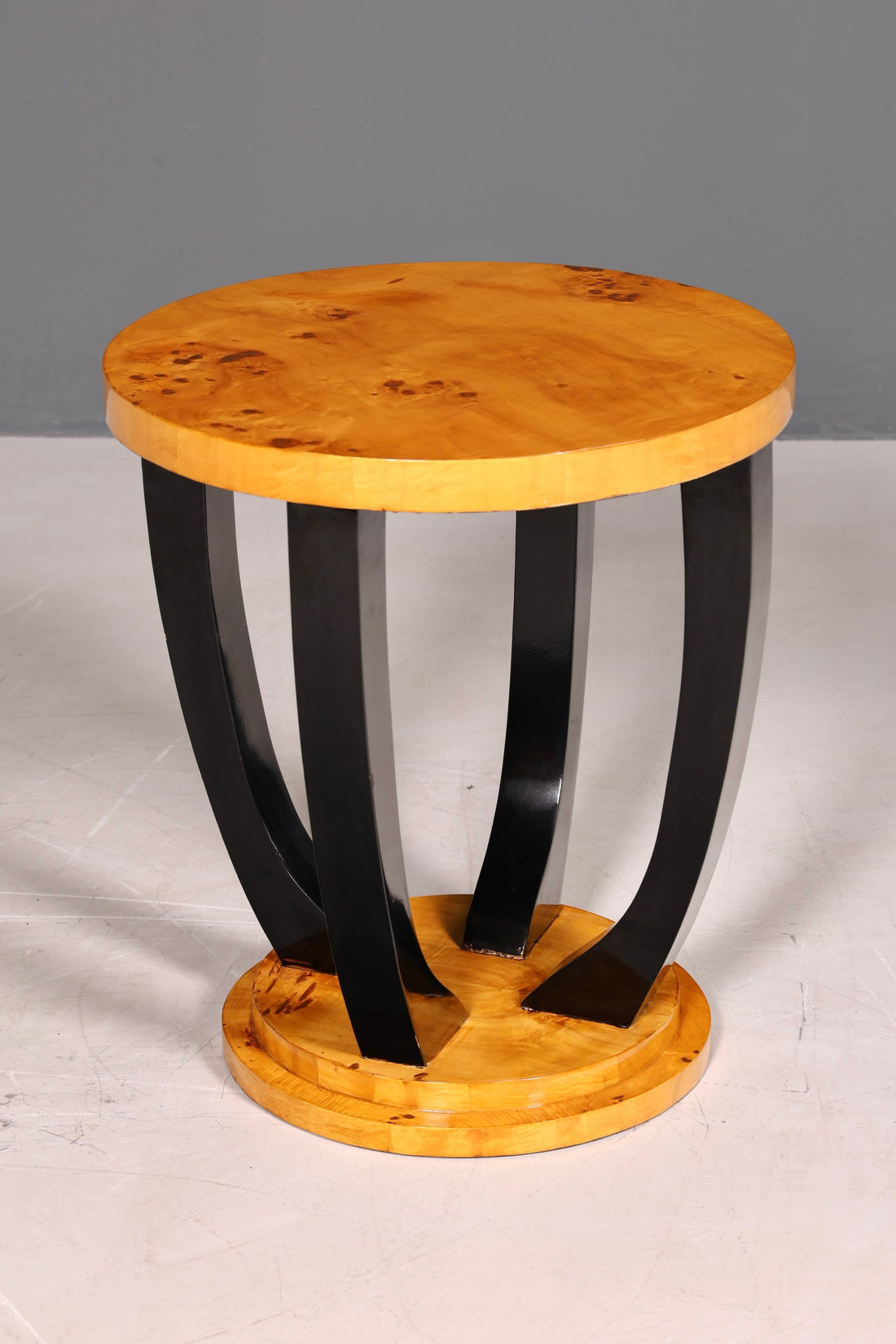 Wunderschöner Art Deco Stil Beistelltisch Antik Stil Tisch Luxus Couchtisch Birke Ablagetisch