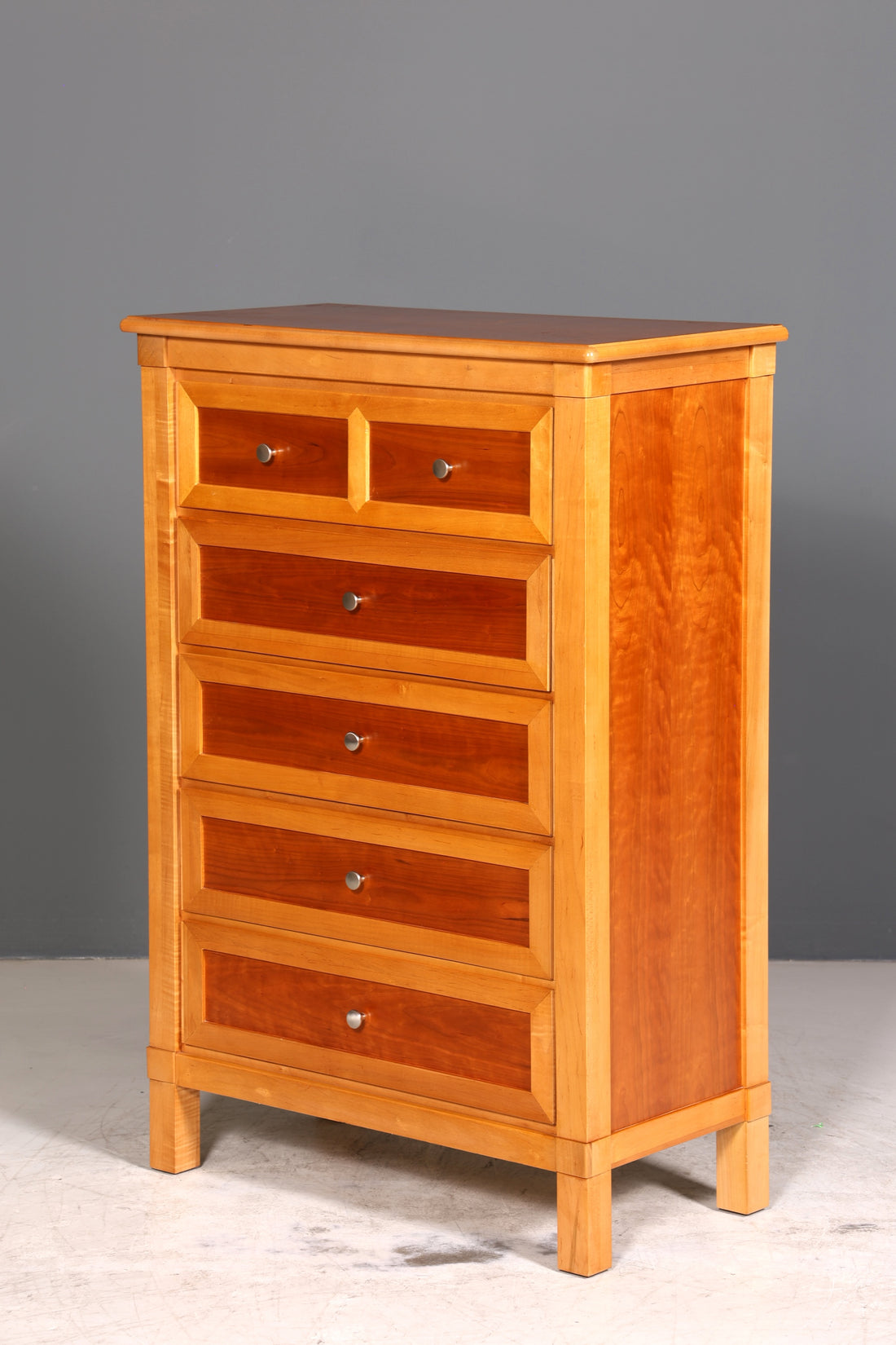 Stilvolles Vertiko der Marke Drexel Heritage Kommode USA Antik Stil Schubladenkommode Chiffoniere 2 von 2