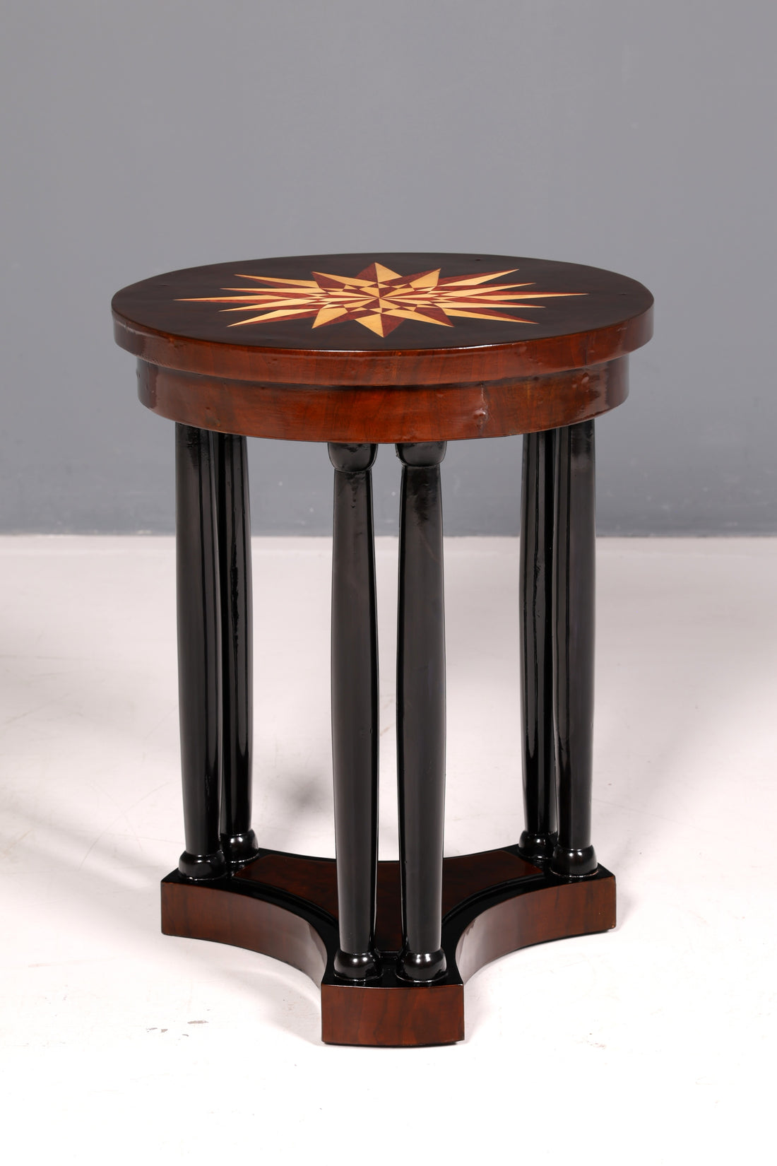 Wunderschöner Art Deco Stil Tisch Luxus Couchtisch Ablagetisch Beistelltisch Rund Echt Holz Vintage