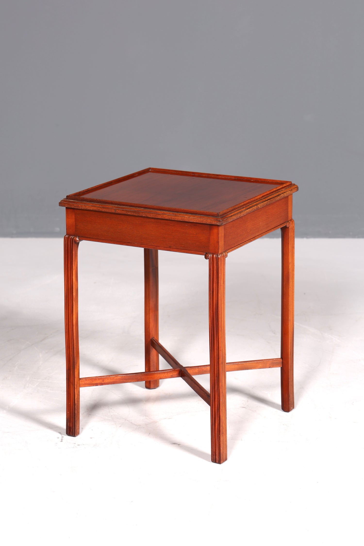 Traumhafter Englischer Tisch Beistelltisch Englisch Antik Stil Mahagoni Ablagetisch