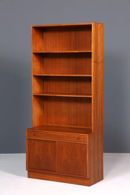 Stilvolles Mid Century Regal skandinavisches Bücherregal Kommode 60er Jahre