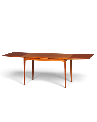 Hauptstadt Möblerei Mid Century Esstisch aus Echtholz im Danish Design mit konischen Beinen und Ausziehfunktion