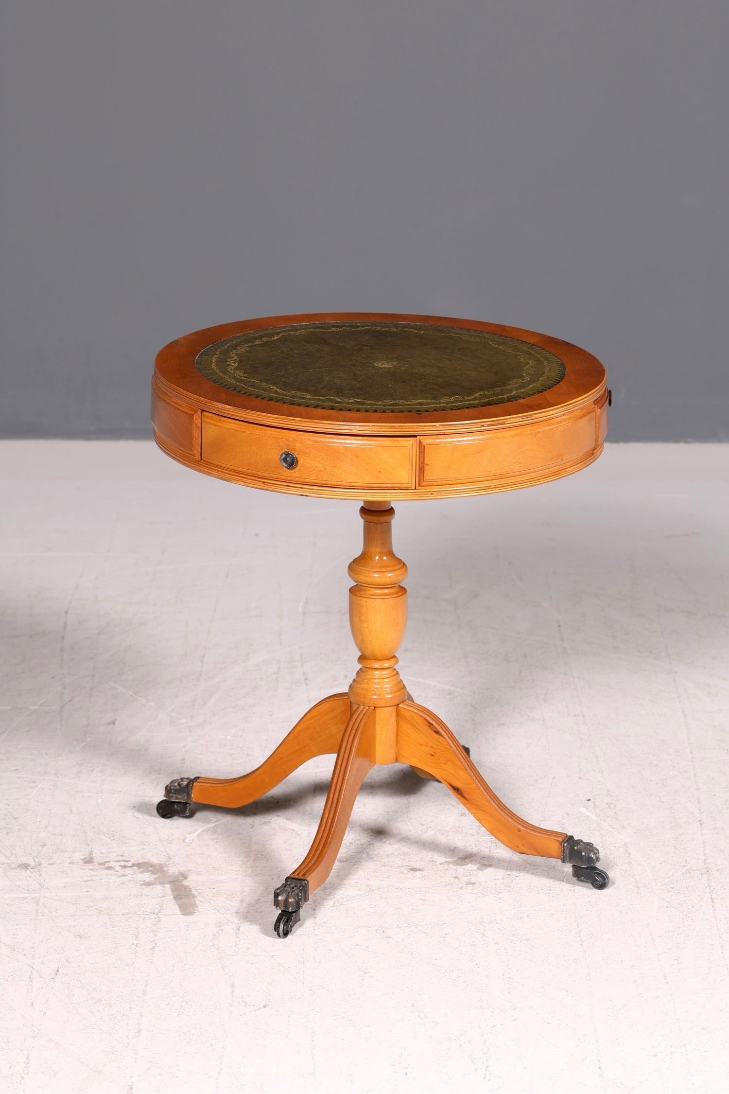 Wunderschöner Englischer Trommeltisch Beistelltisch Eibe Regency Echt Lederauflage Drum Table Ablagetisch Antik Vintage