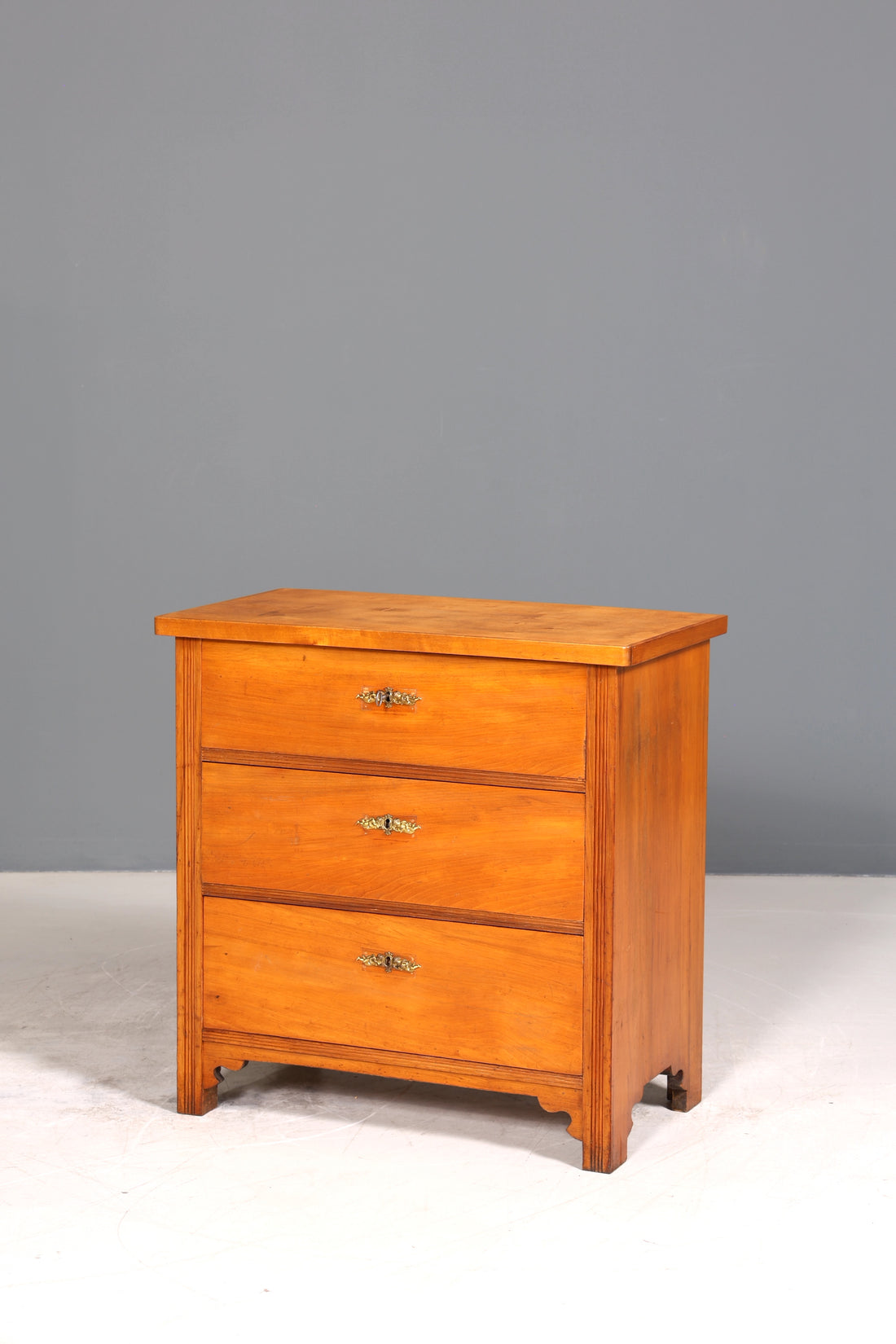Traumhafte Jugendstil Kommode Antik Schubladenkommode echt Holz Flurkommode