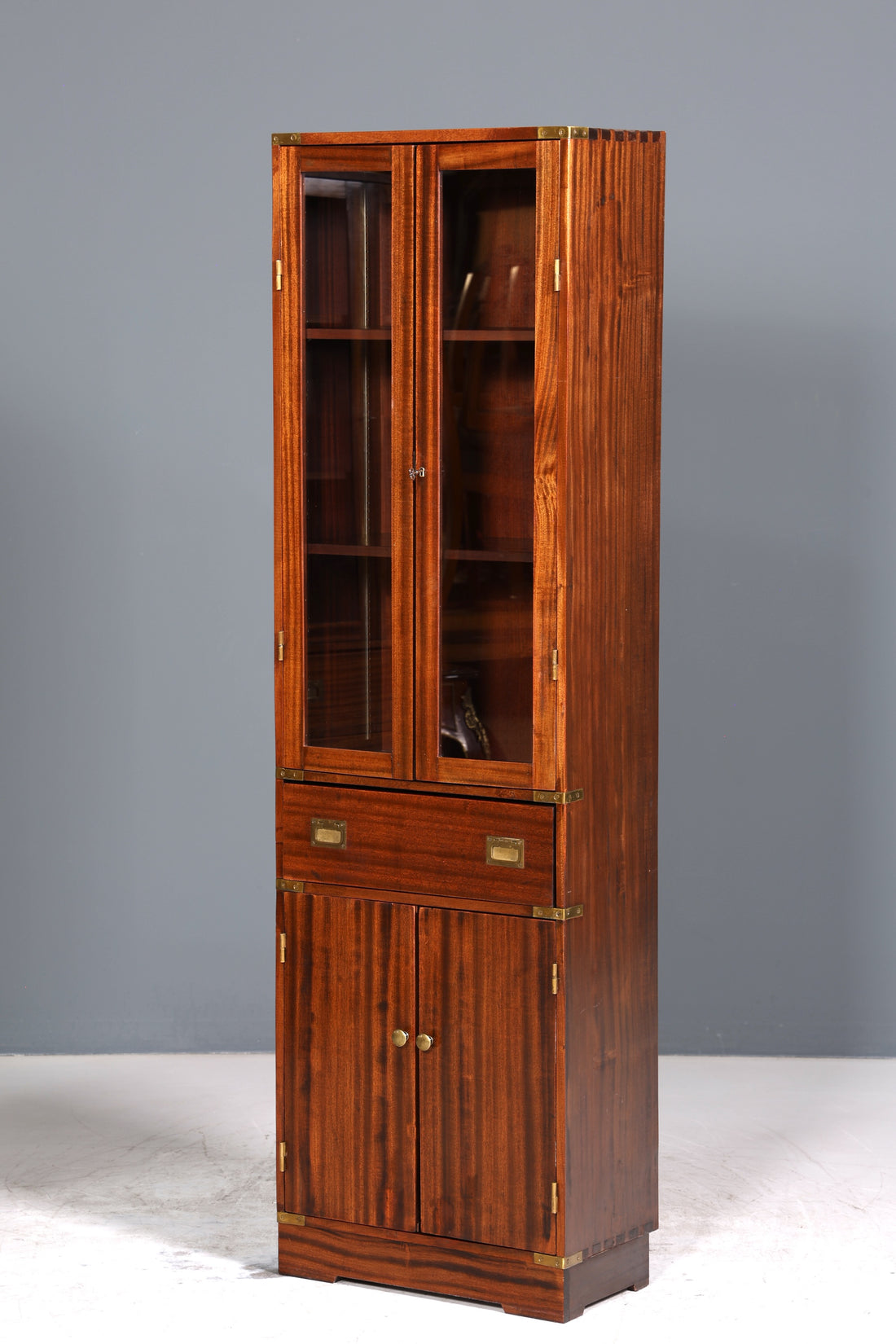 Wunderschöne Englische Vitrine Maritime Bibliothek Schrank echt Holz Geschirrschrank Regal 3 von 3