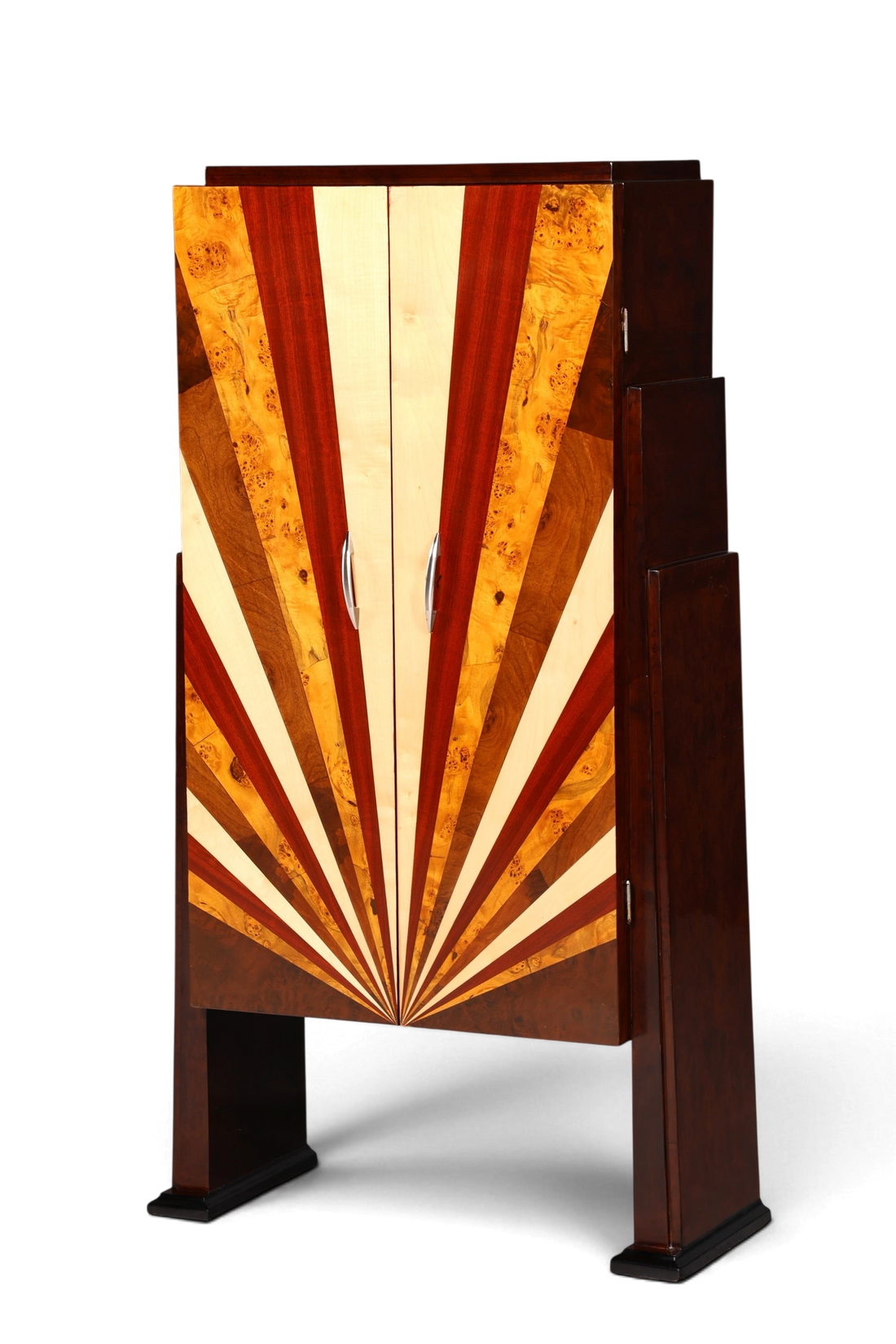 Hauptstadt Möblerei Art Deco Highboard Sun aus massivem Echtholz mit auffälligem, strahlenförmigem Furniermuster