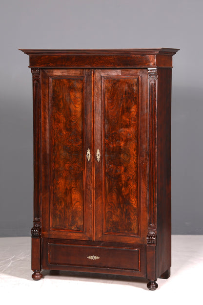 Traumhafter Gründerzeit Schrank Louis Philippe Antik Kleiderschrank Wäscheschrank Dielenschrank