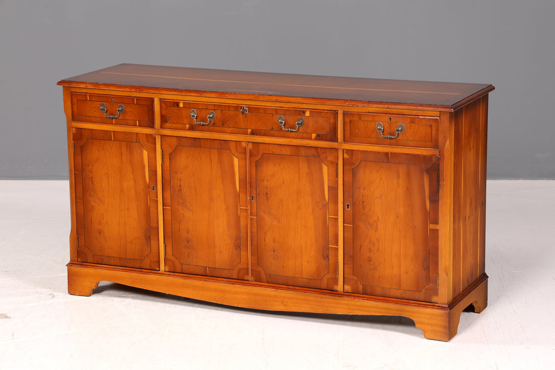 Wunderschönes Englisches Sideboard Eibe 60er Echt Holz Schrank Buffetschrank Kommode Anrichte Vintage