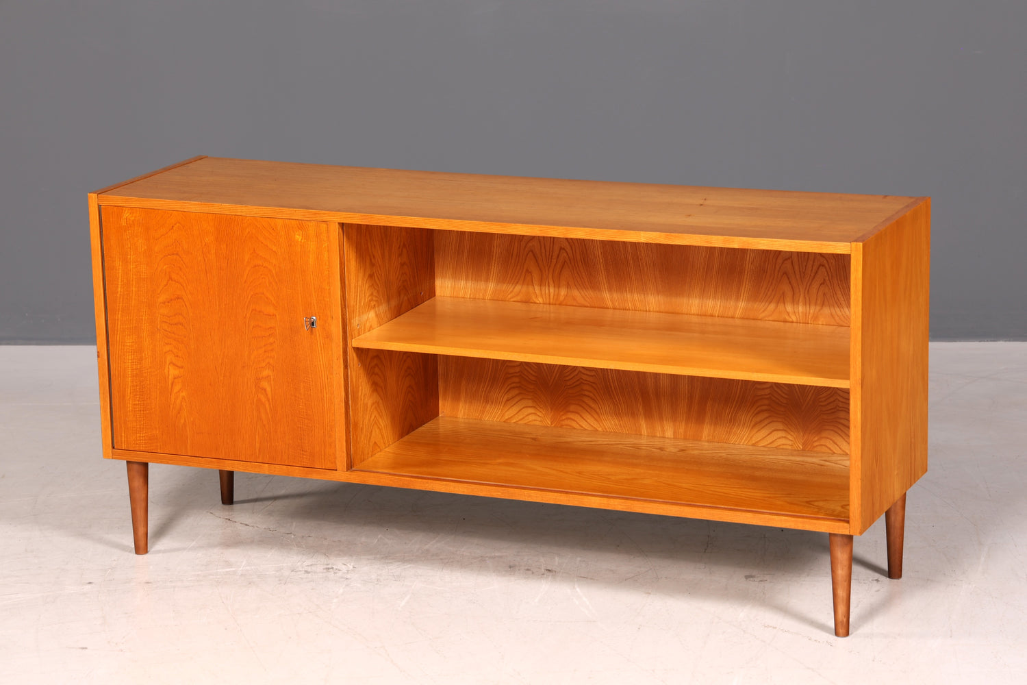 Wunderschönes Hellerau Sideboard Mid Century Regal Retro Bücherregal Schrank