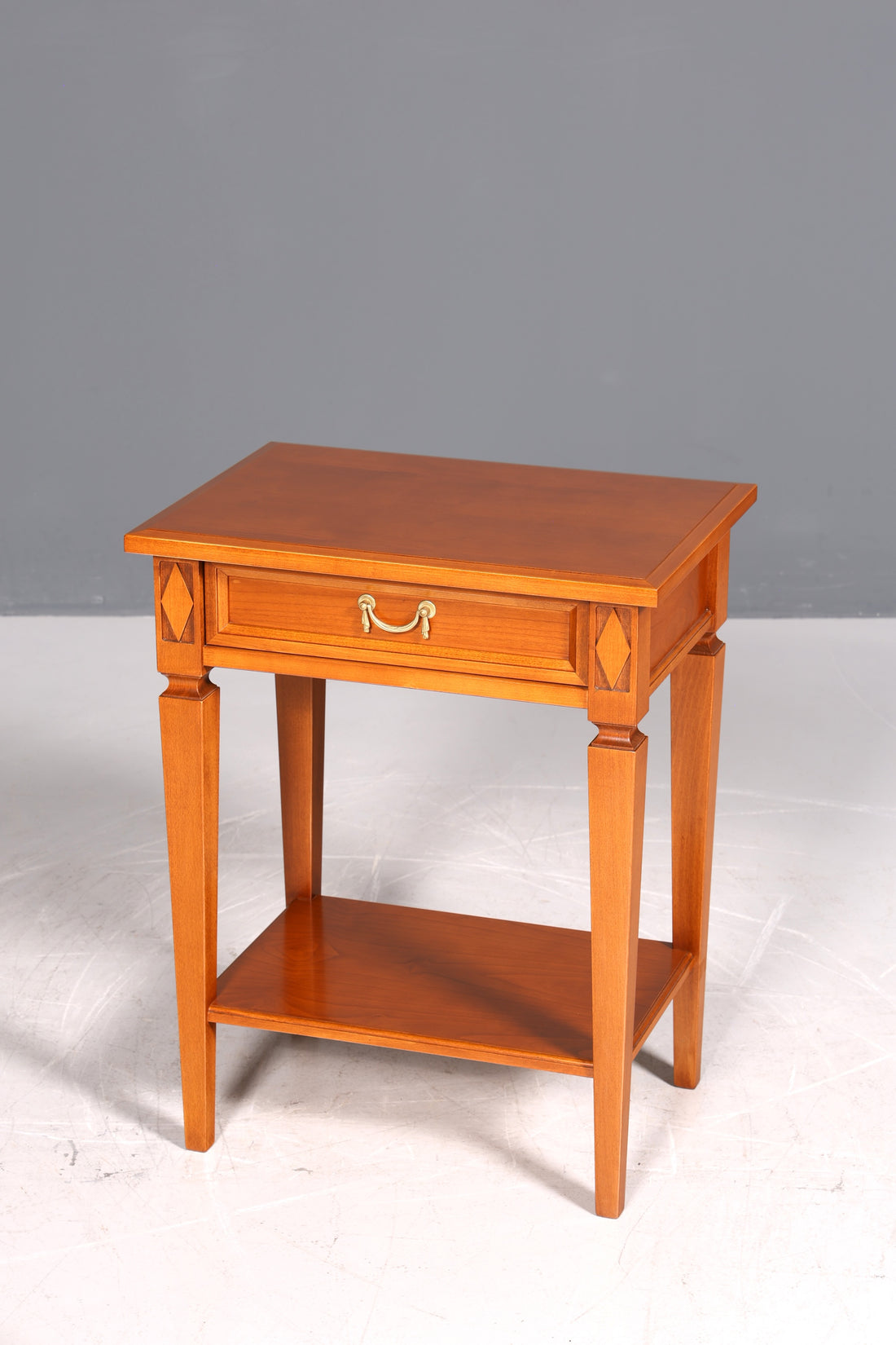 Wunderschöner Selva Tisch massiv Holz Ablagetisch Antik Stil Villa Borghese Beistelltisch Telefontisch