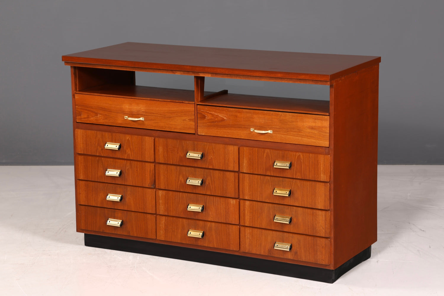 Wunderschöne Mid Century Kommode Vintage Bauhaus Apotheker Schrank Retro Schubladenkommode