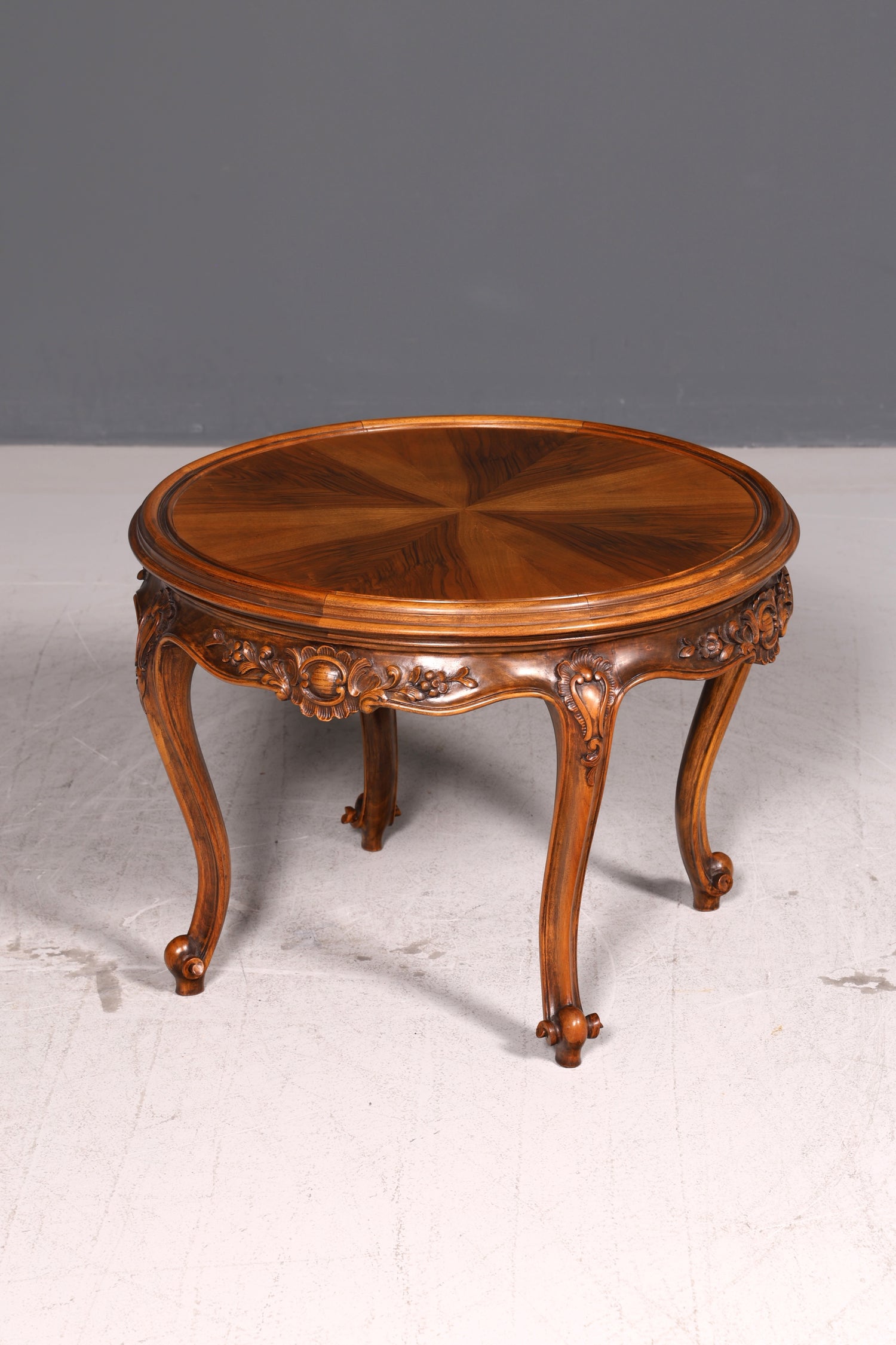 Wunderschöner Chippendale Couchtisch Barock Stil Rund Beistelltisch Ablagetisch Antik Sofatisch Vintage