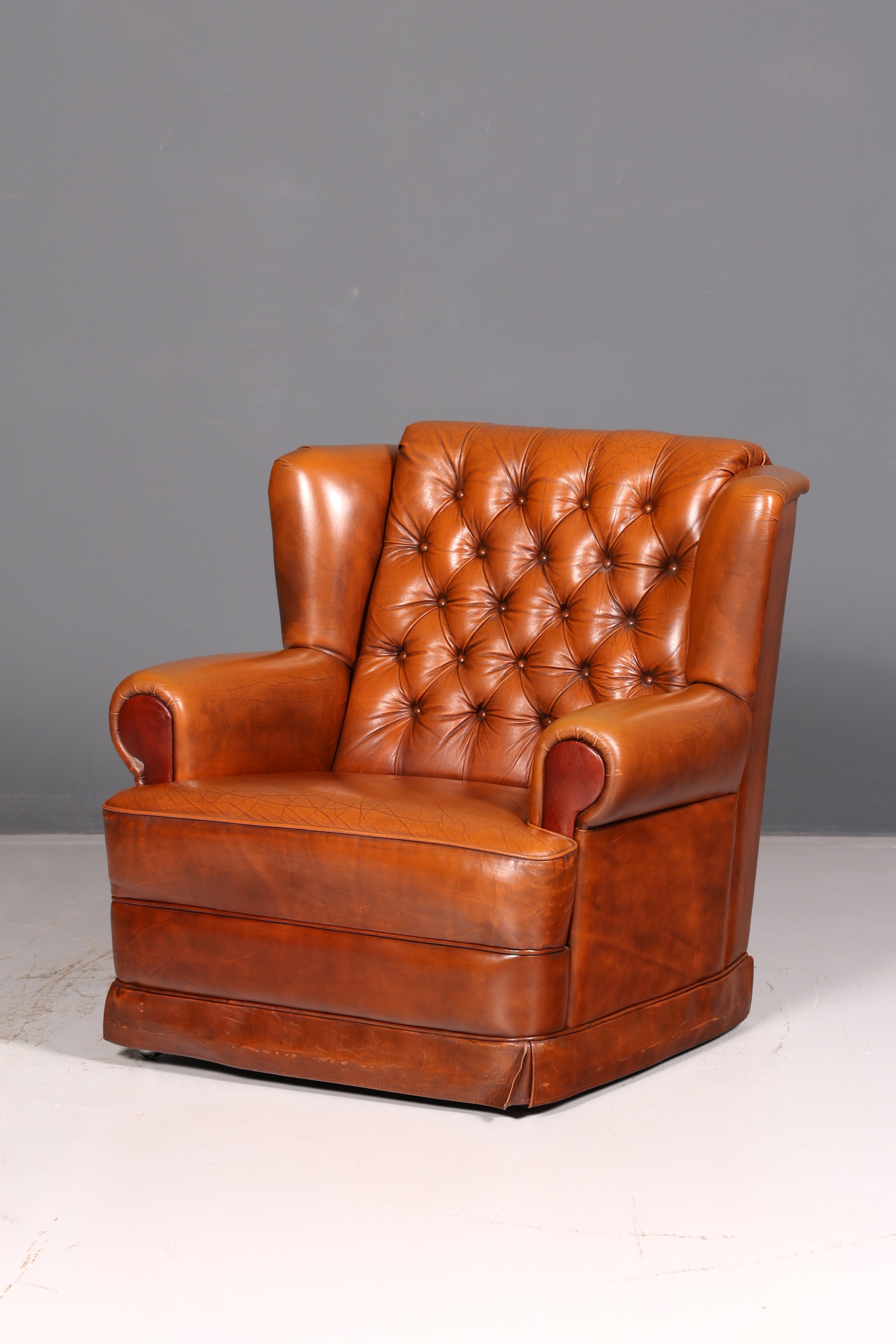 Stilvoller Original Chesterfield Sessel Englischer Armlehnsessel Cognac Echt Leder Herrensessel 2 von 2