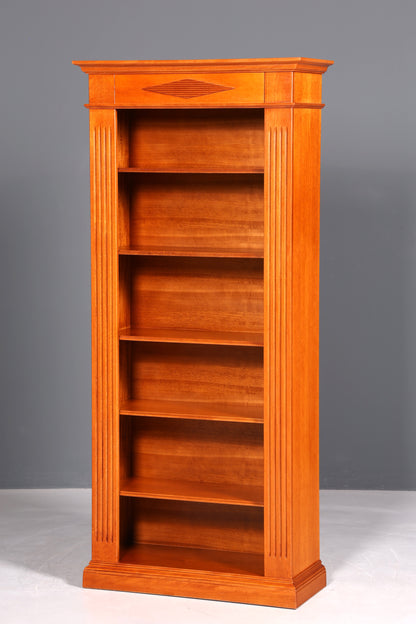 Wunderschönes Regal im englischen Stil Bücherregal Englisch Kirschholz Buchablage Antik 60s Schrank