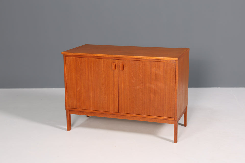Wunderschöne Danish Teak Holz Kommode Mid Century Sideboard
