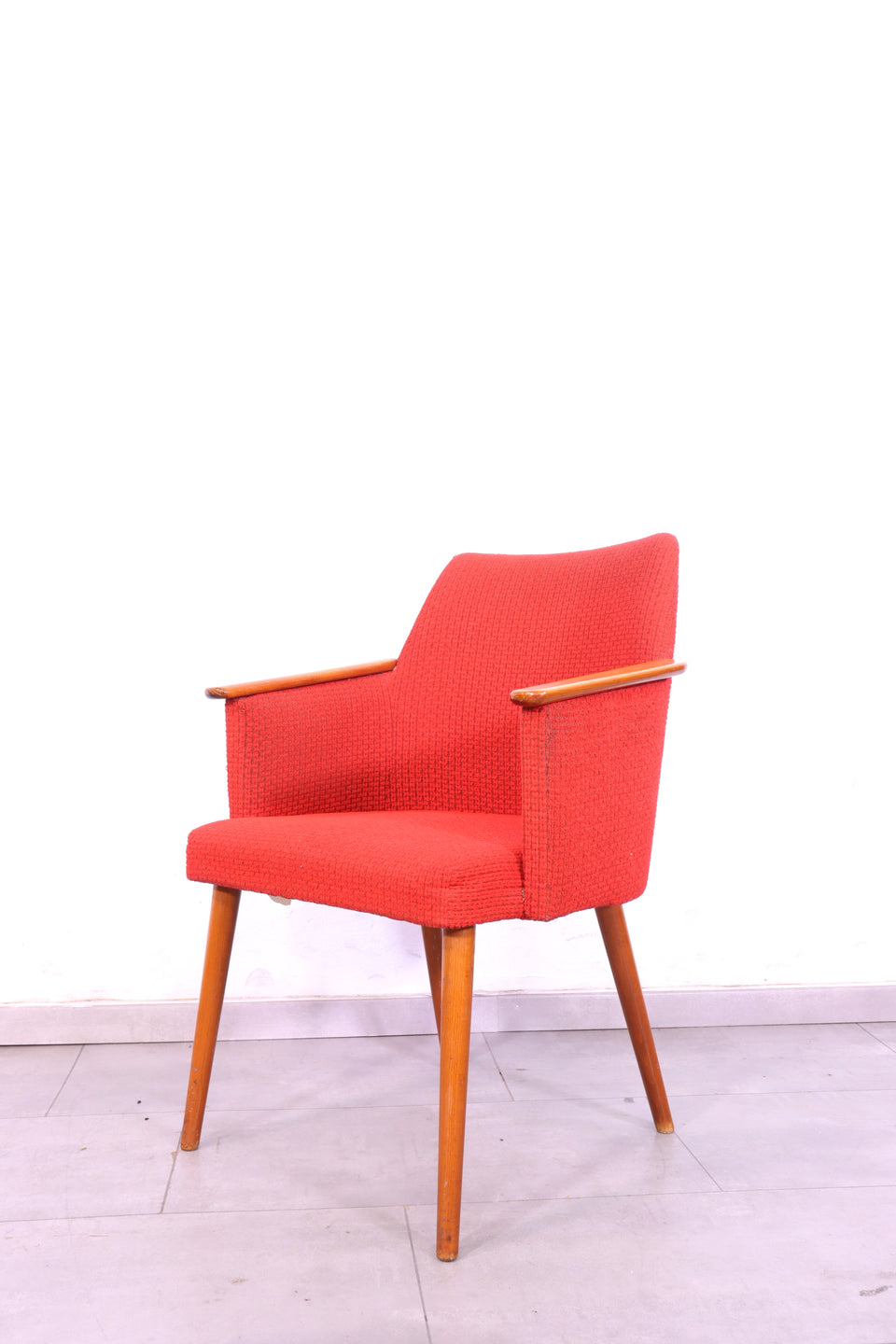 Wunderschöner Mid Century Armlehnsessel Vintage Cocktail Stuhl Rot Stoff